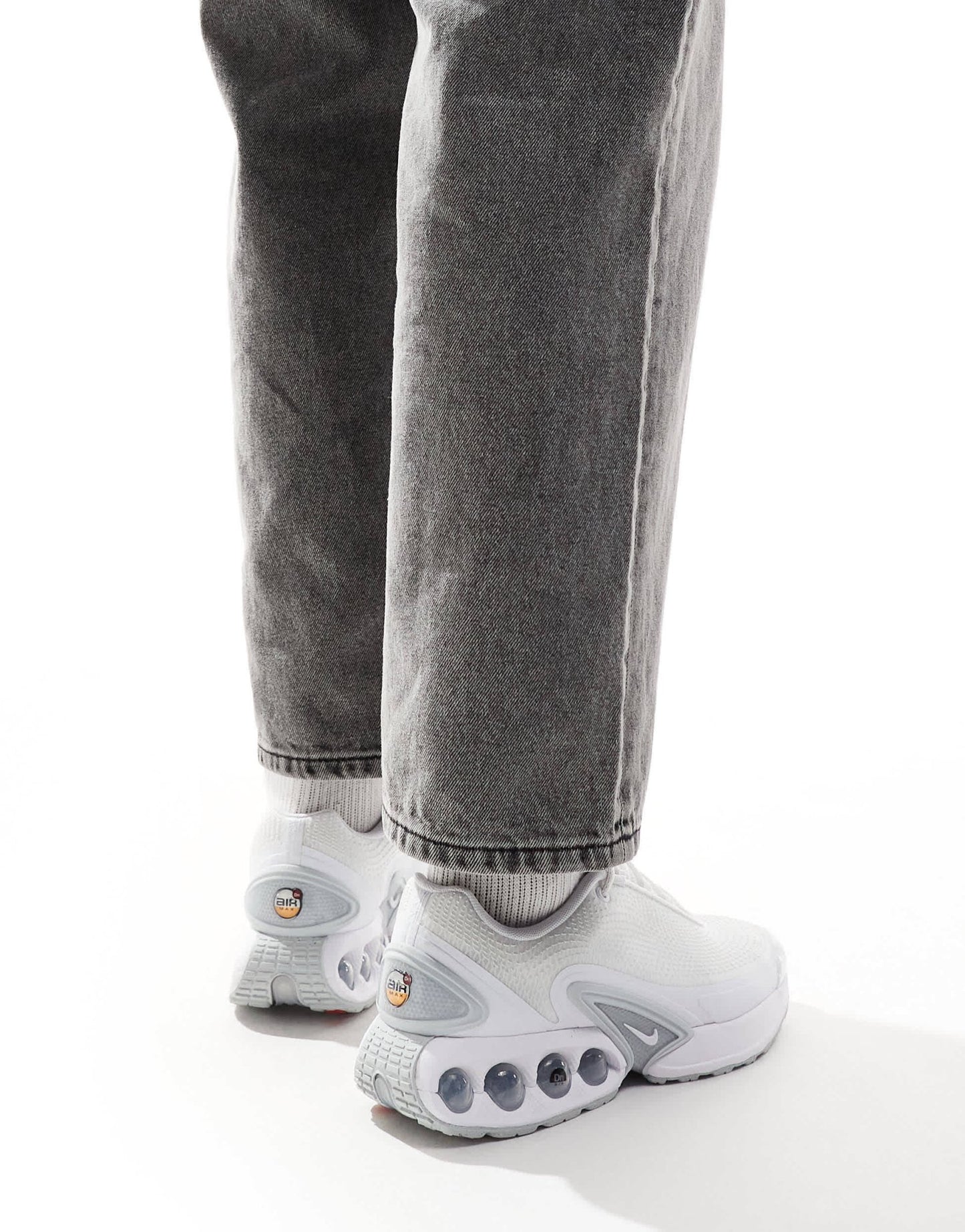 Nike Air Max DN trainers in white and metallic silver - ASOS Sample Sale