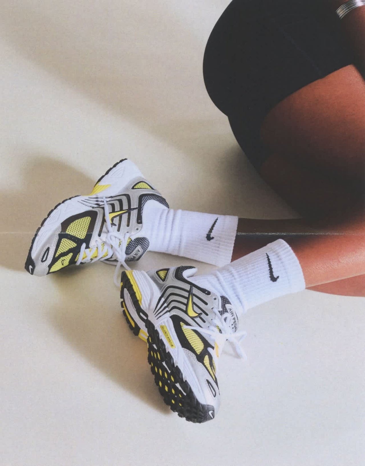Nike Air Pegasus 2005 trainers in yellow - ASOS Sample Sale