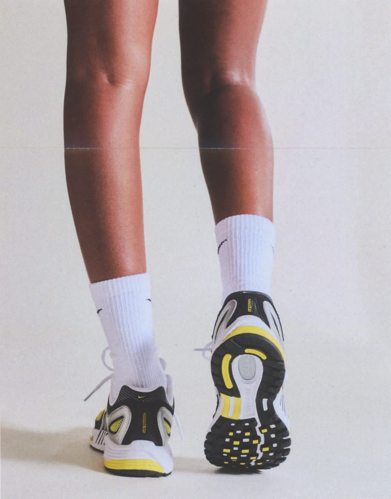 Nike Air Pegasus 2005 trainers in yellow - ASOS Sample Sale
