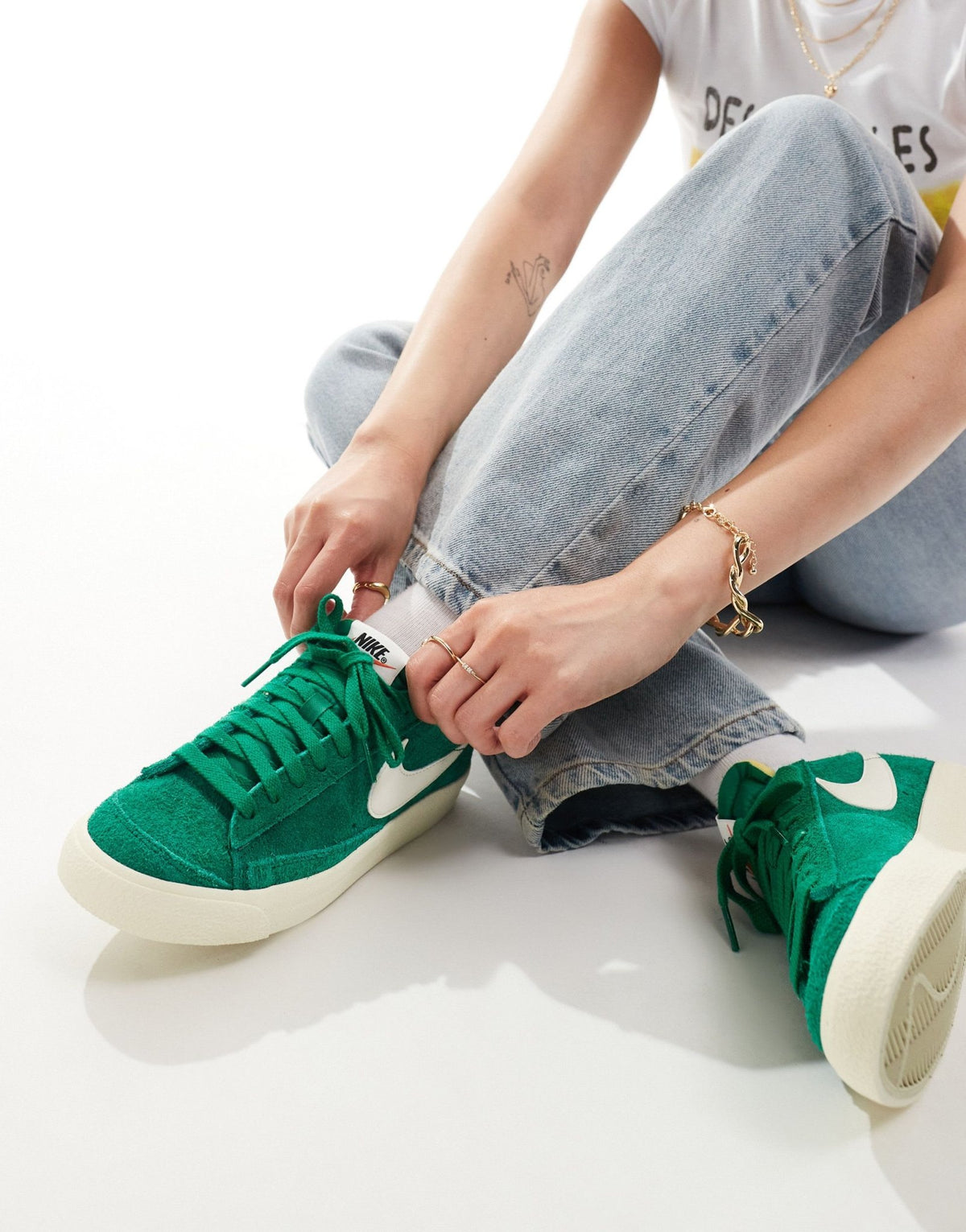 Nike Blazer Low 77 trainer in green - ASOS Sample Sale