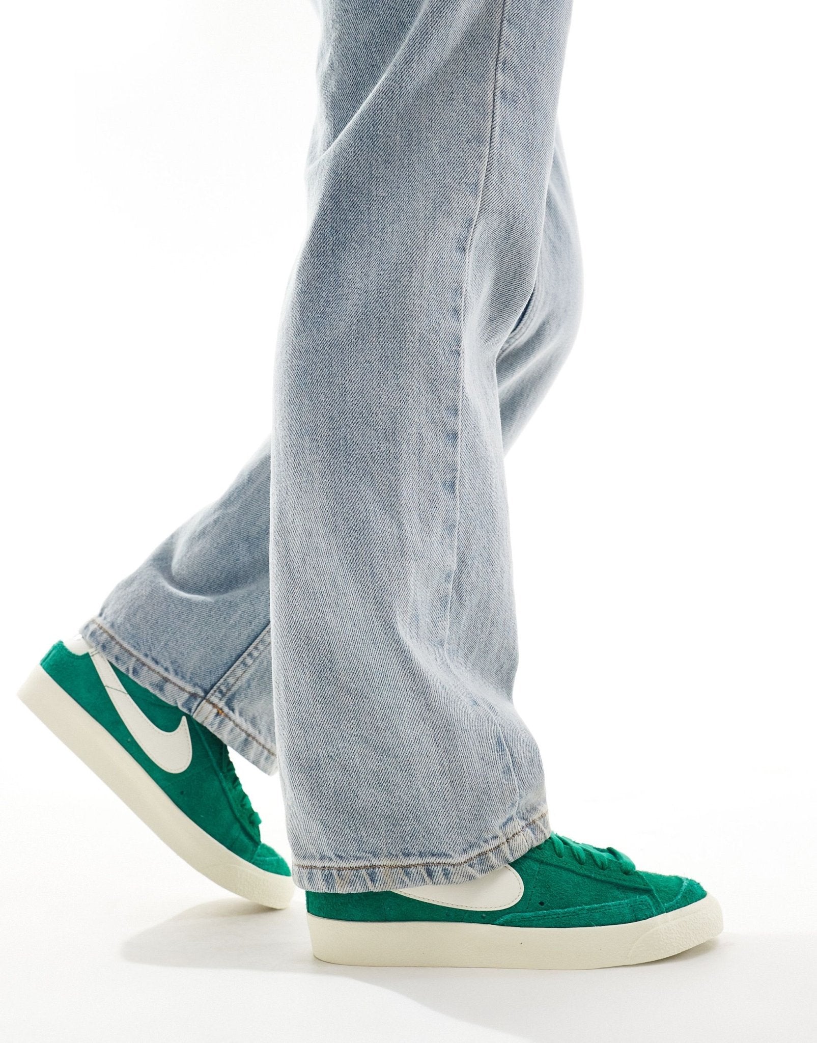 Nike Blazer Low 77 trainer in green - ASOS Sample Sale