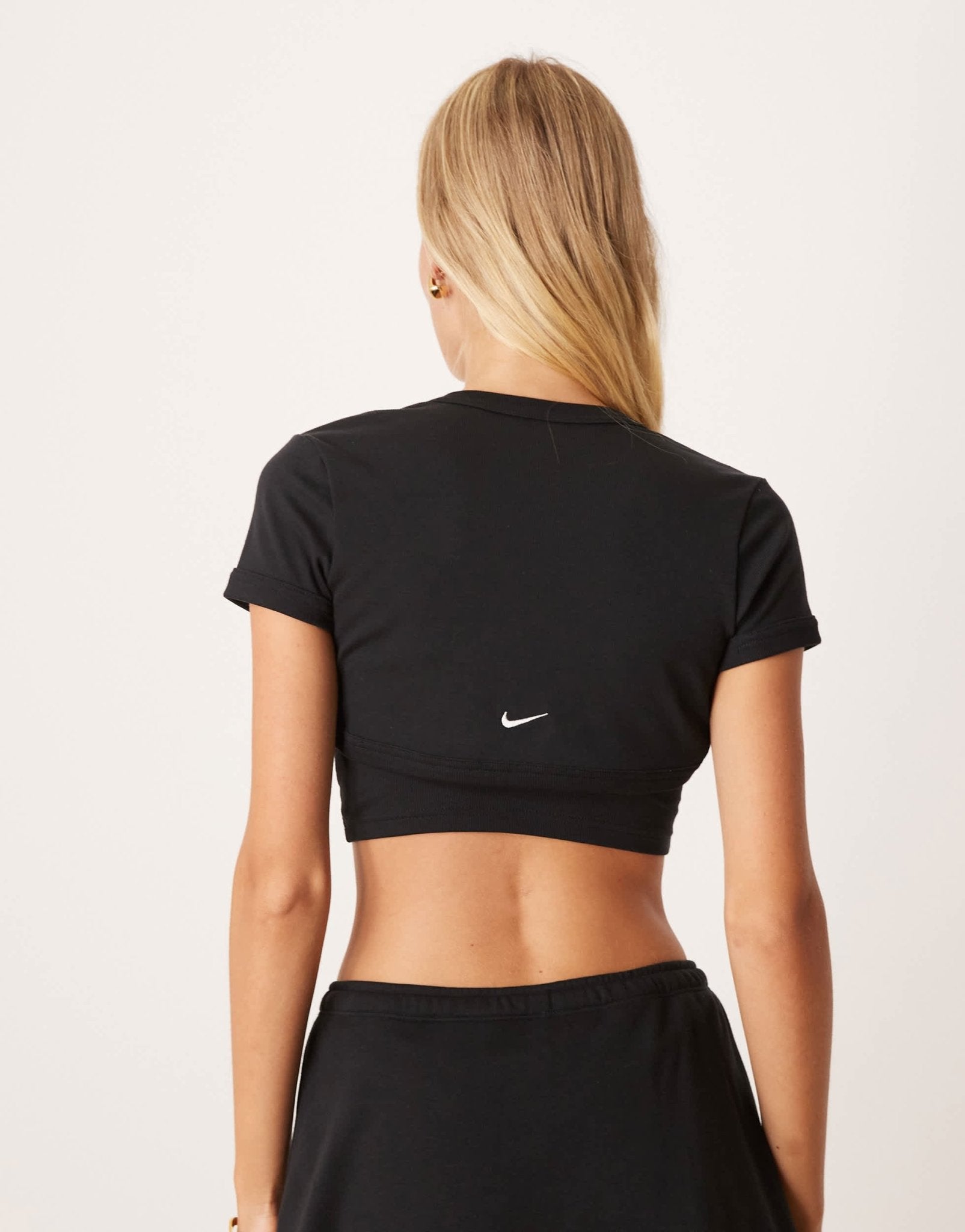 Nike Chill cropped 2in1 top in black - ASOS Sample Sale