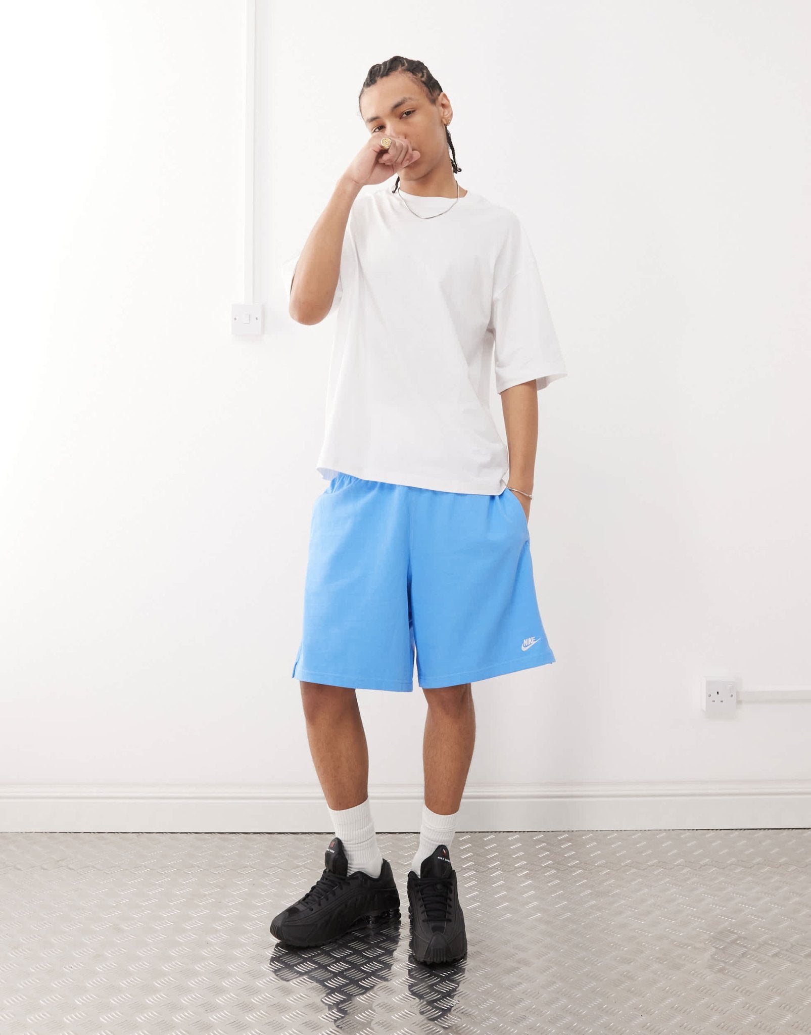 Nike Club knit shorts in blue - ASOS Sample Sale