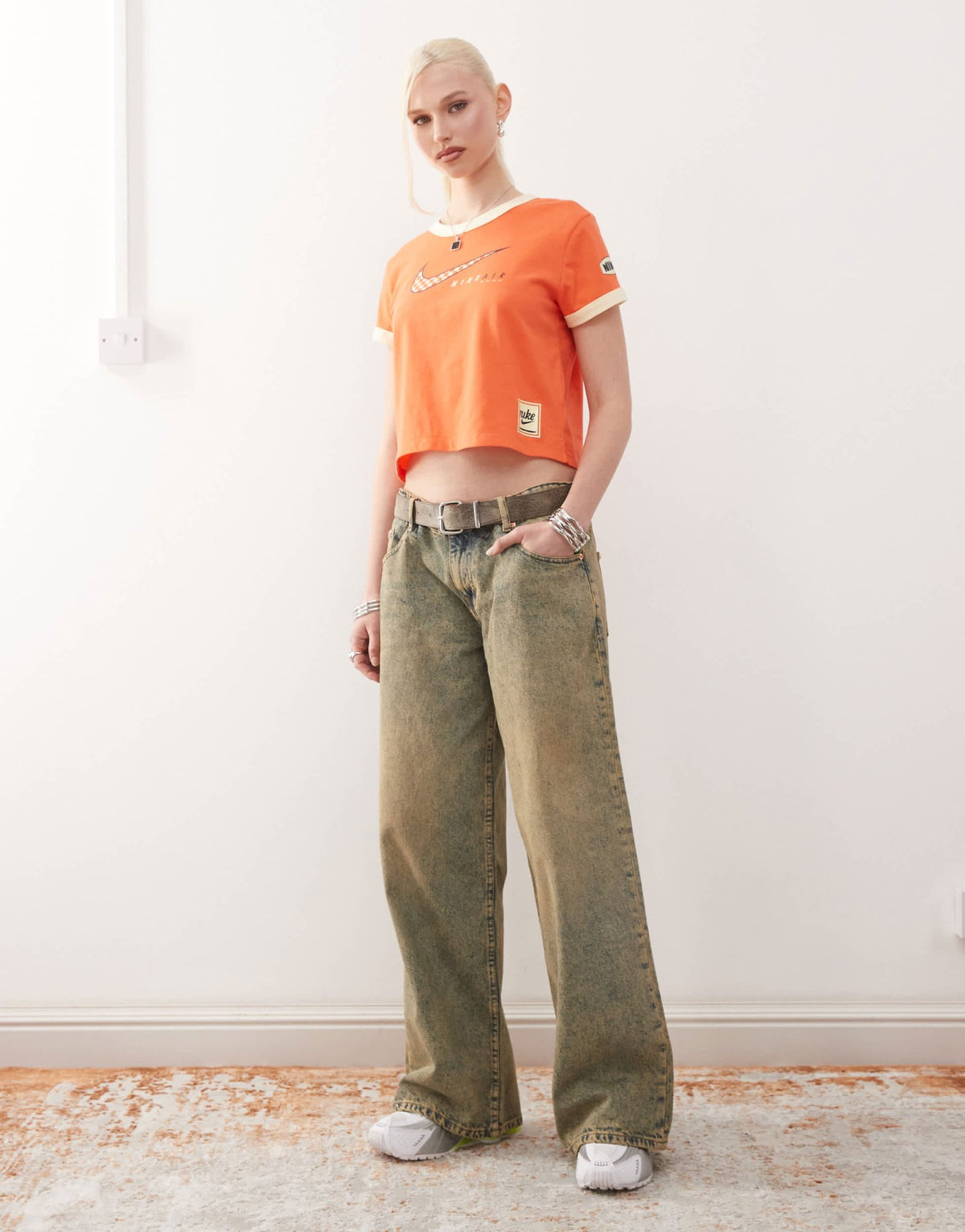 Nike Club Moto cropped t-shirt in red - ASOS Sample Sale