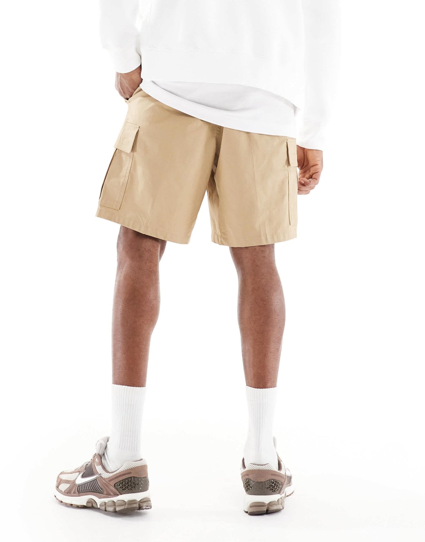 Nike Club Woven cargo shorts in beige - ASOS Sample Sale