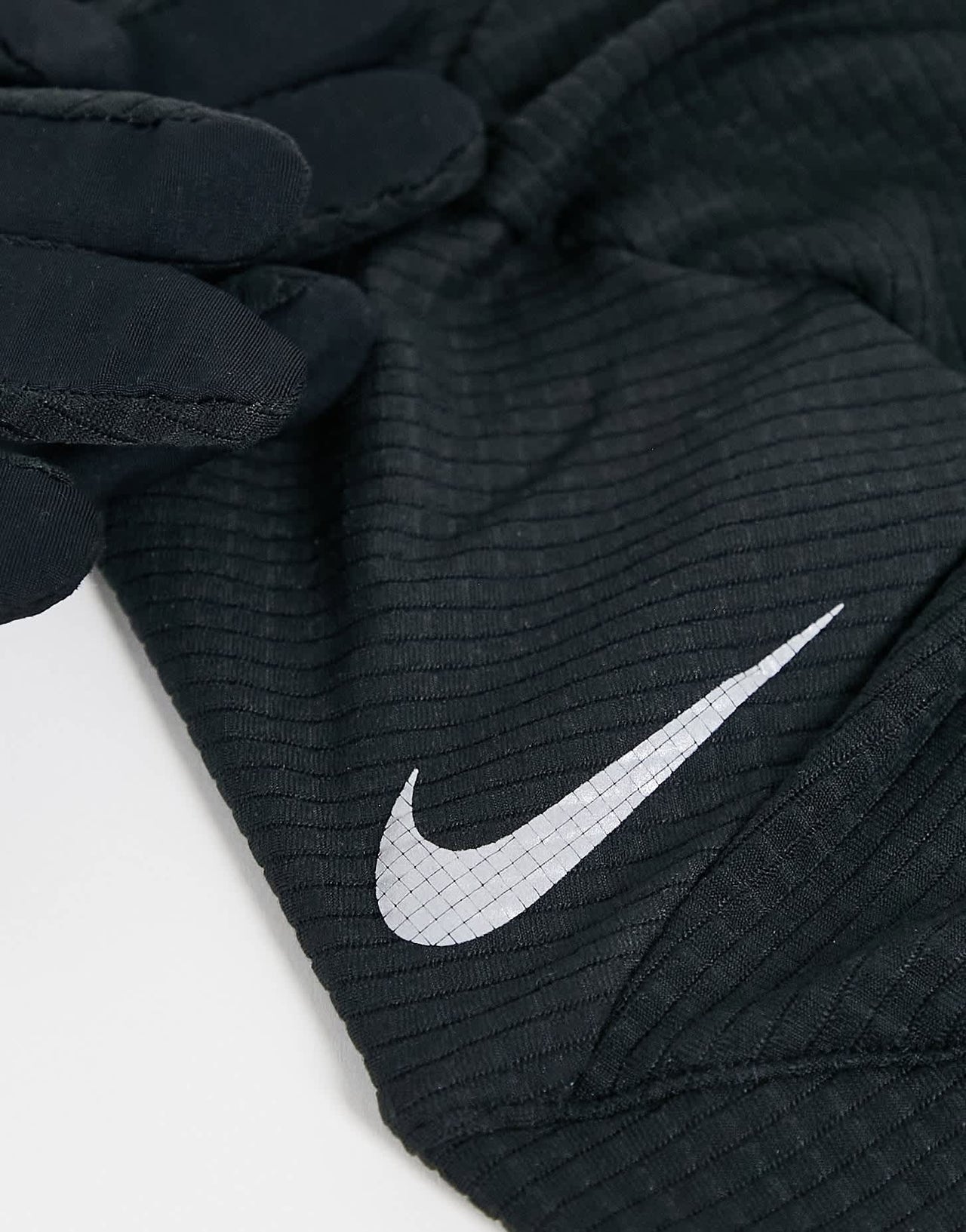 Nike Essential hat and glove set hat and gloves set in black - ASOS Sample Sale