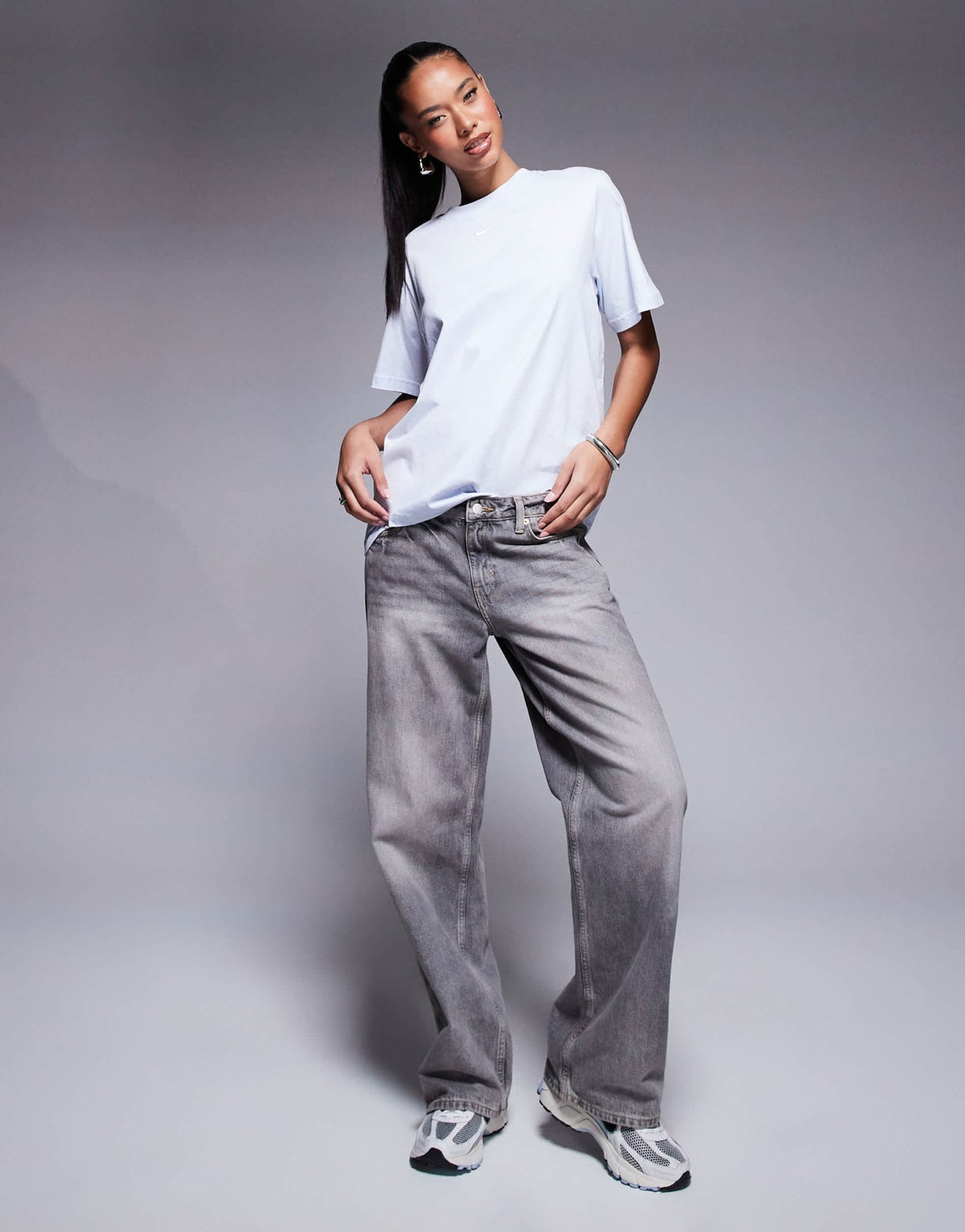 Nike Essential oversized t-shirt in light blue - ASOS Sample Sale