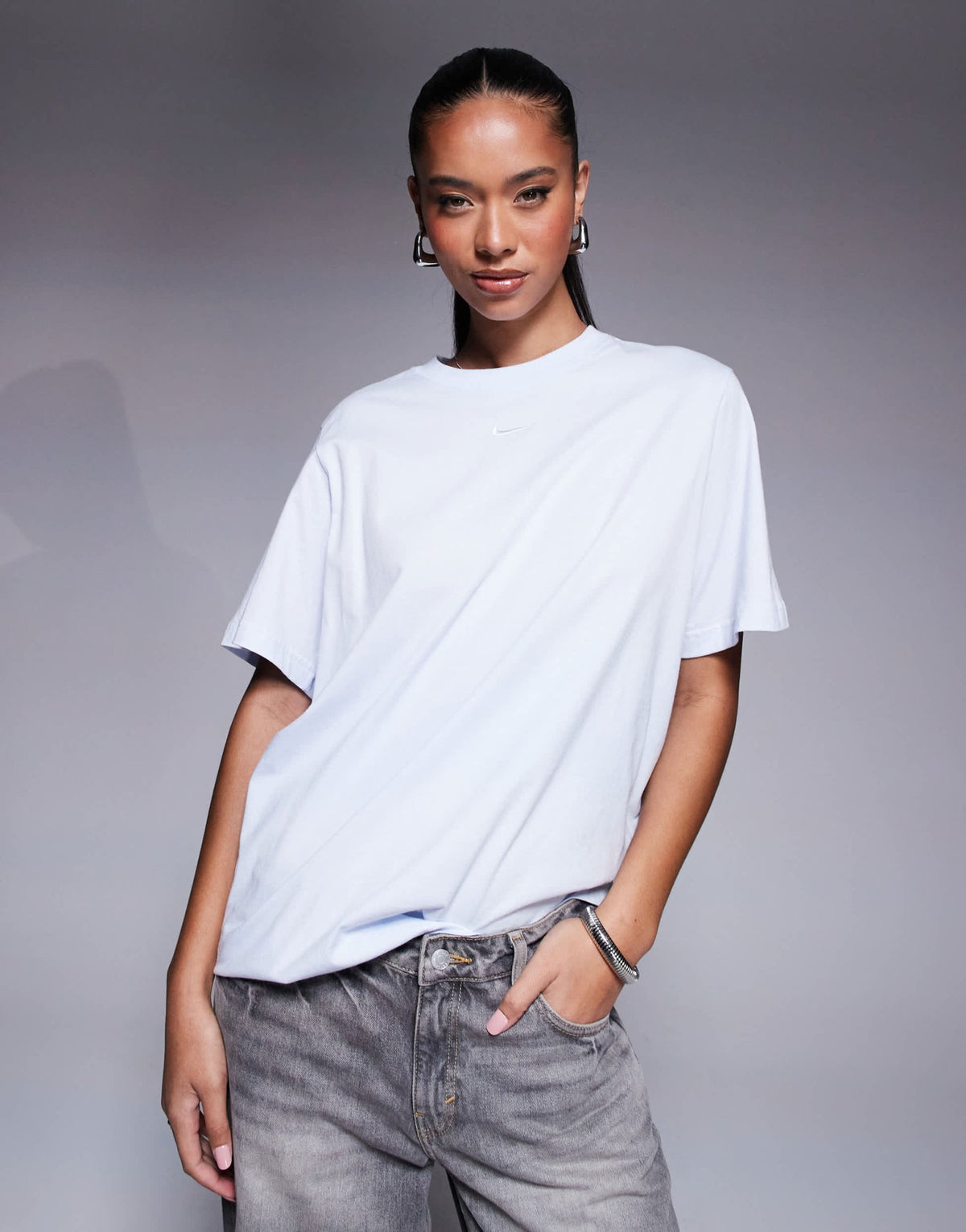 Nike Essential oversized t-shirt in light blue - ASOS Sample Sale