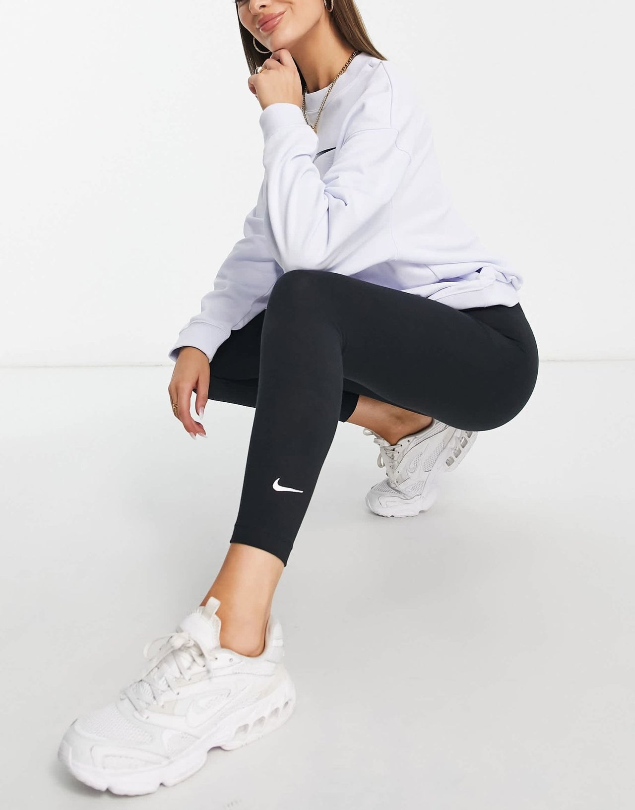 Nike Essentials mid rise leggings in black - ASOS Sample Sale