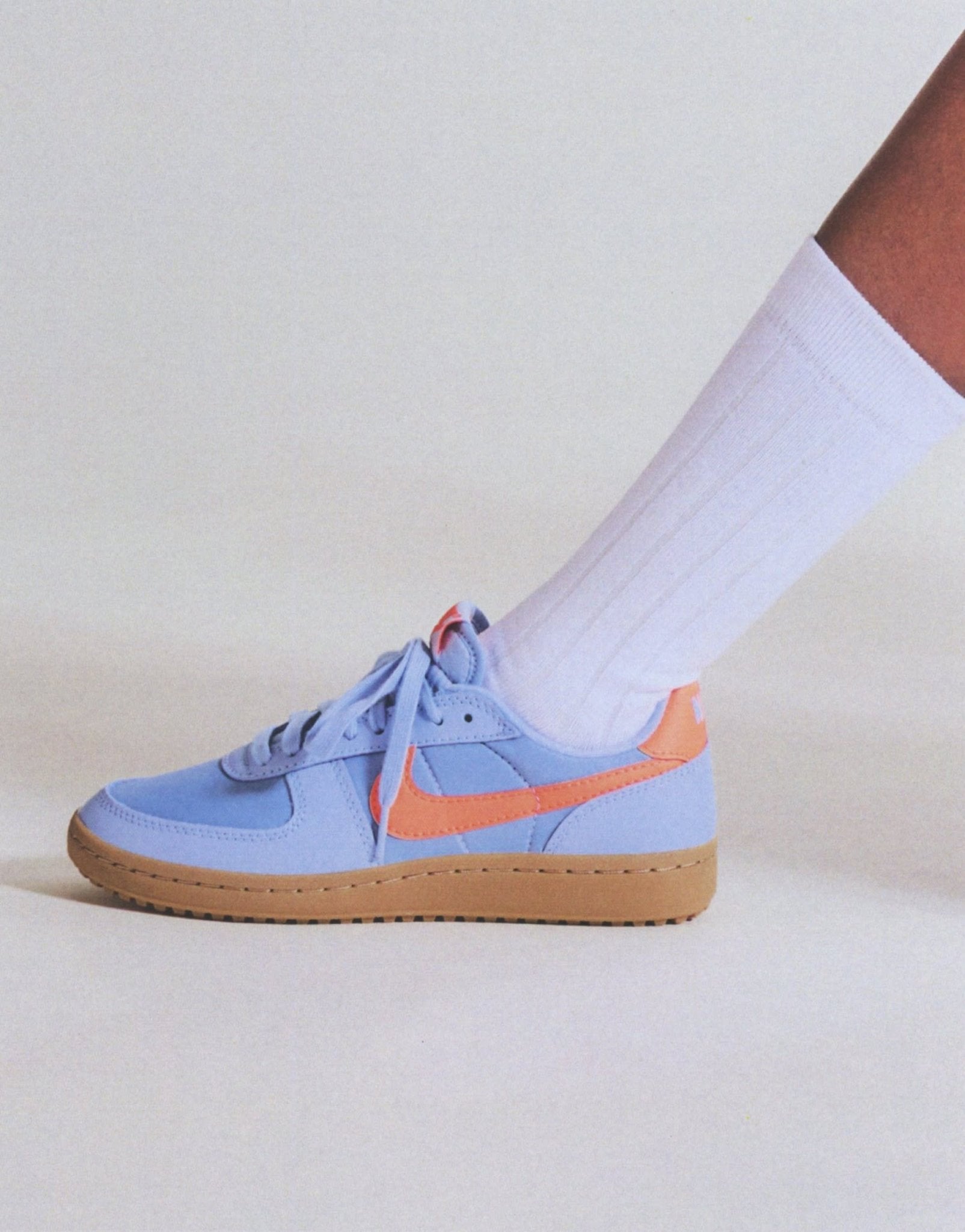 Nike Field General trainer in blue and orange - ASOS Sample Sale