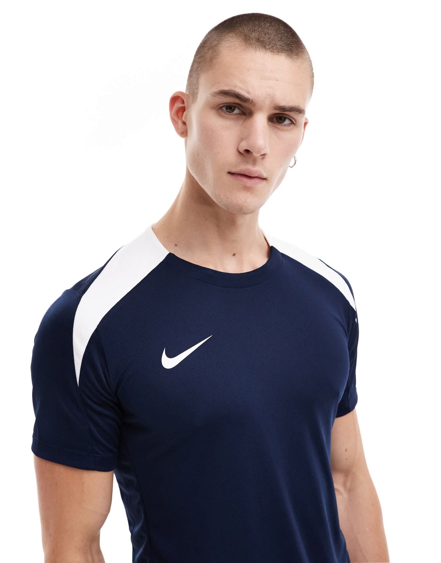 Nike Football Strike t-shirt in navy - ASOS Sample Sale