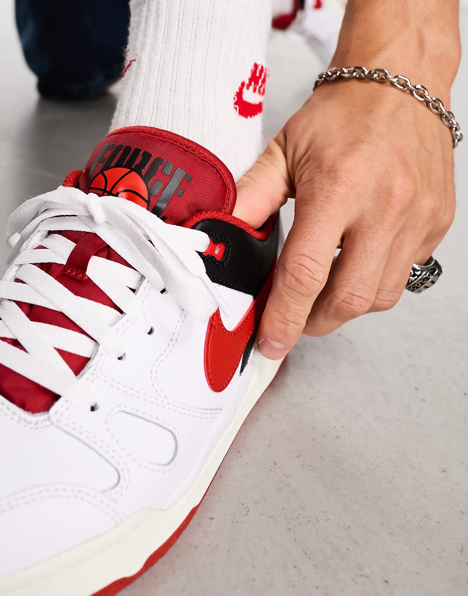 Nike Full Force Low trainers in red and white - ASOS Sample Sale