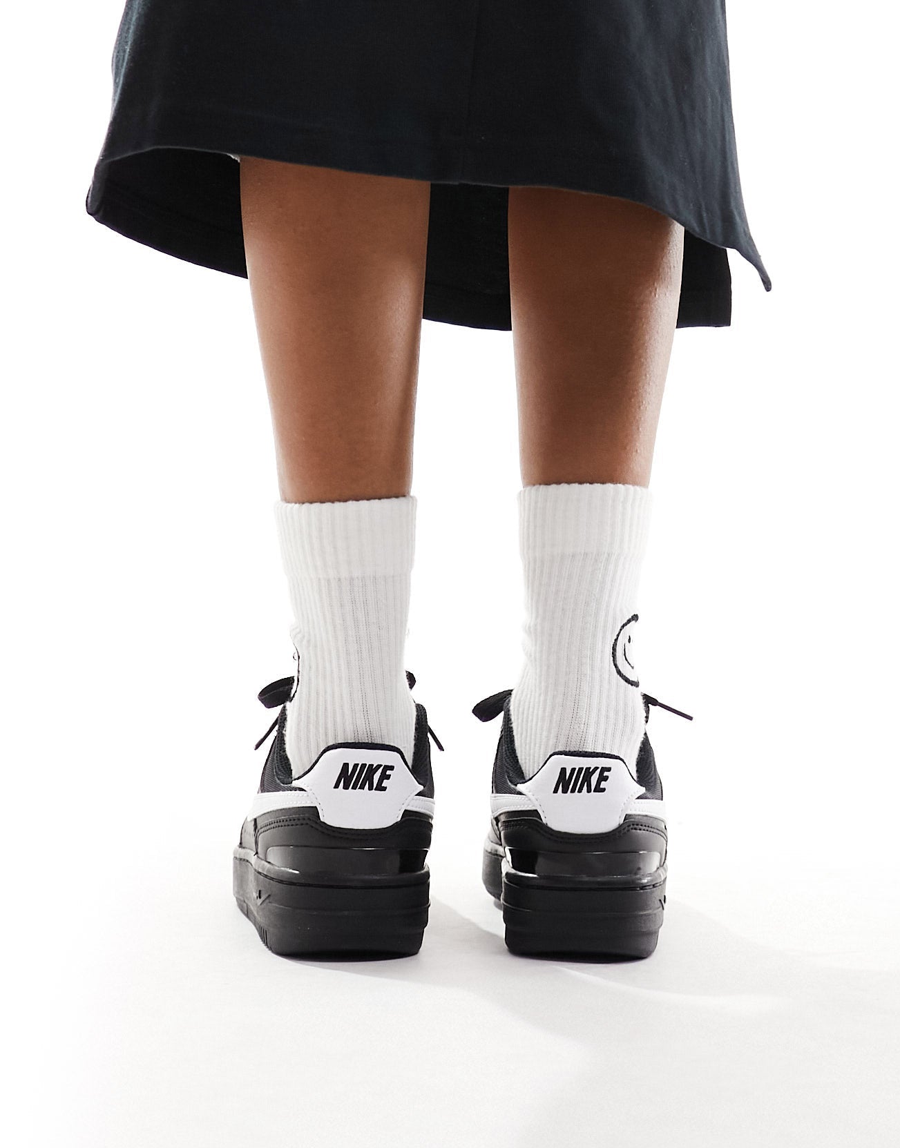 Nike Gamma Force trainers in black and white - ASOS Sample Sale