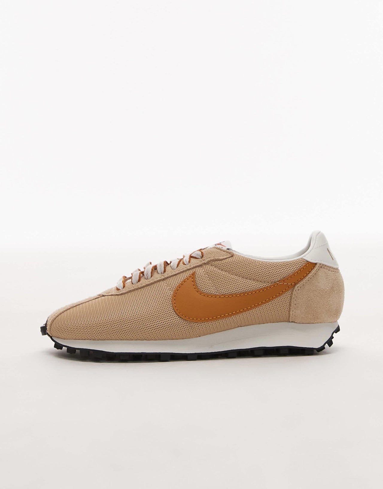 Nike LD-1000 SE trainers in beige and orange - ASOS Sample Sale