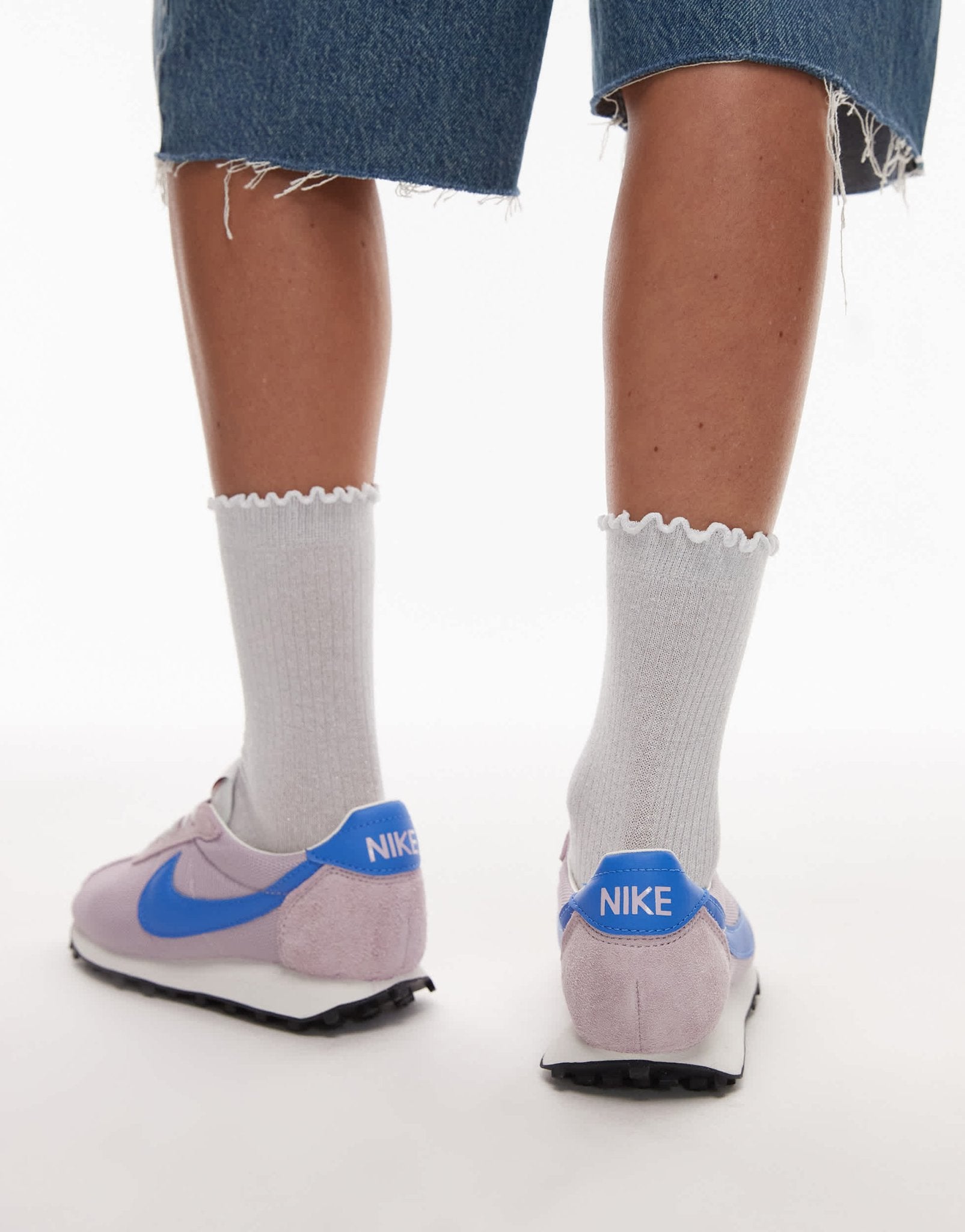 Nike LD - 1000 SE trainers in lilac and blue - ASOS Sample Sale