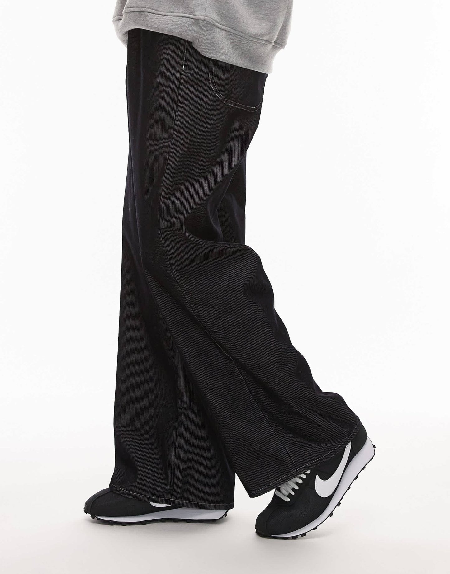 Nike LD-1000 trainers in black - ASOS Sample Sale