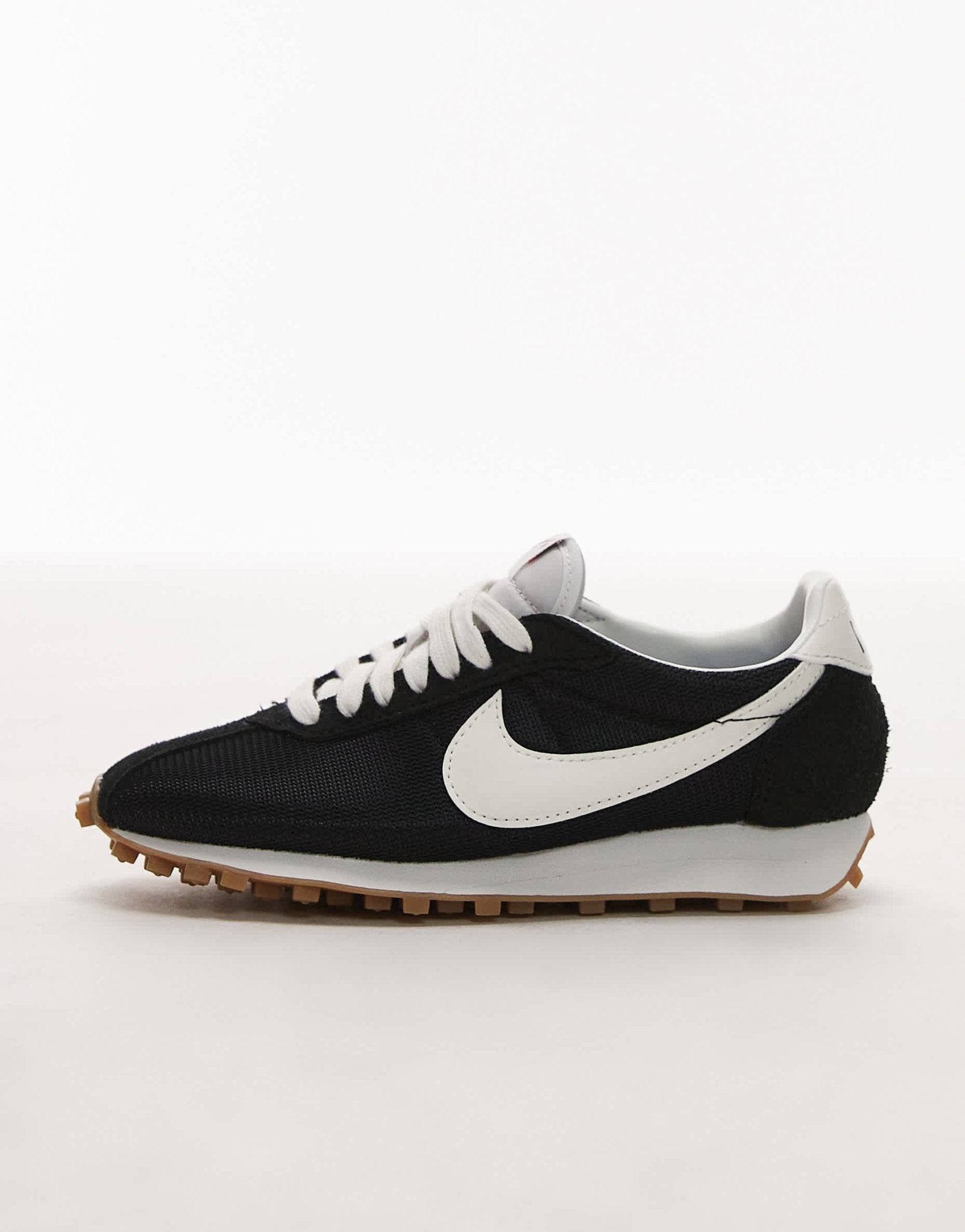 Nike LD-1000 unisex trainers in black and white - ASOS Sample Sale