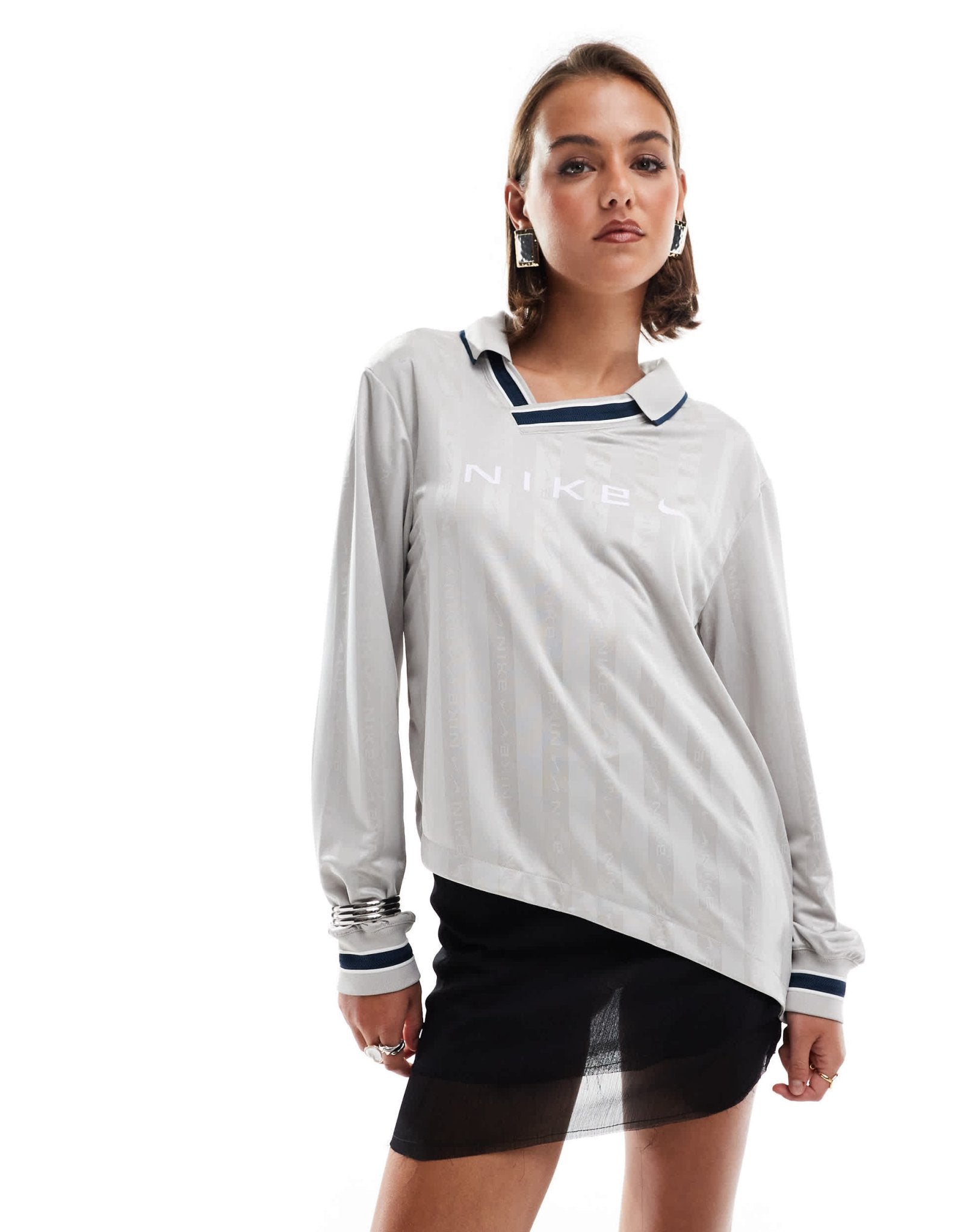 Nike- NSW Collection Jacquard long sleeve jersey top in grey - ASOS Sample Sale
