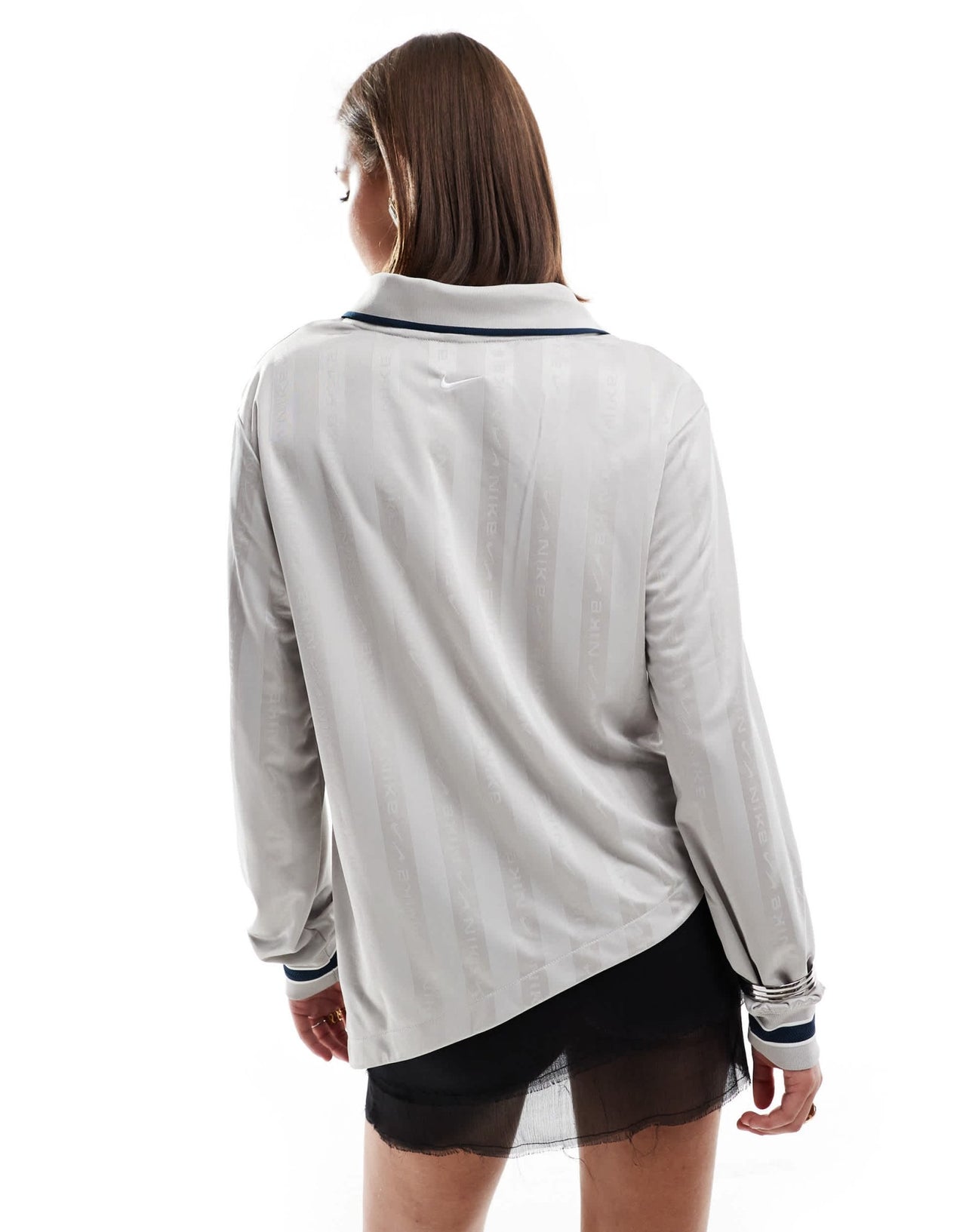 Nike- NSW Collection Jacquard long sleeve jersey top in grey - ASOS Sample Sale