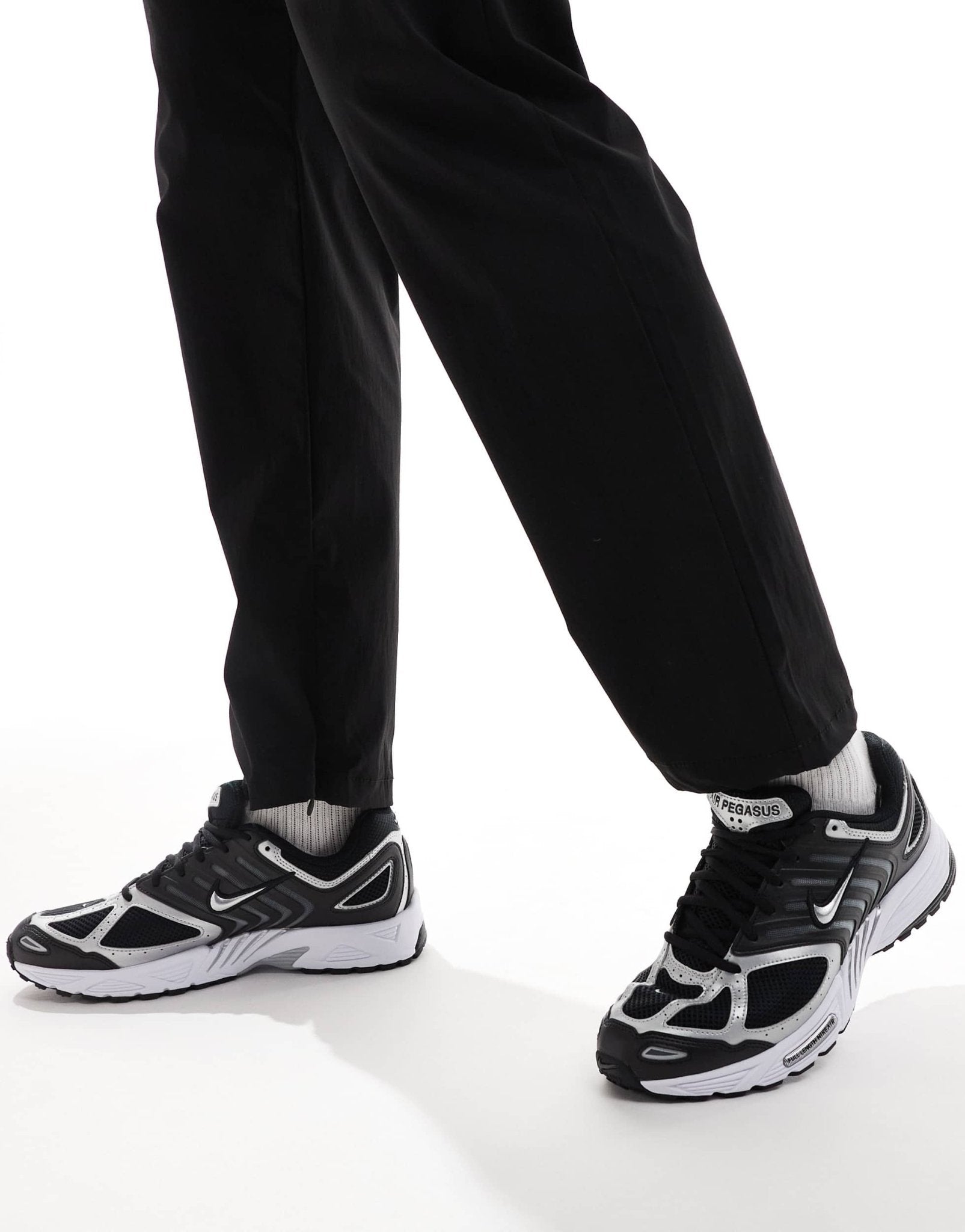 Nike Pegasus 2005 trainers in black and metallic silver - ASOS Sample Sale
