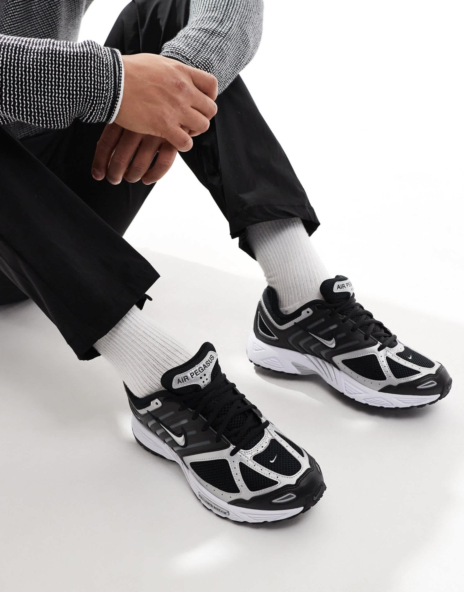 Nike Pegasus 2005 trainers in black and metallic silver - ASOS Sample Sale