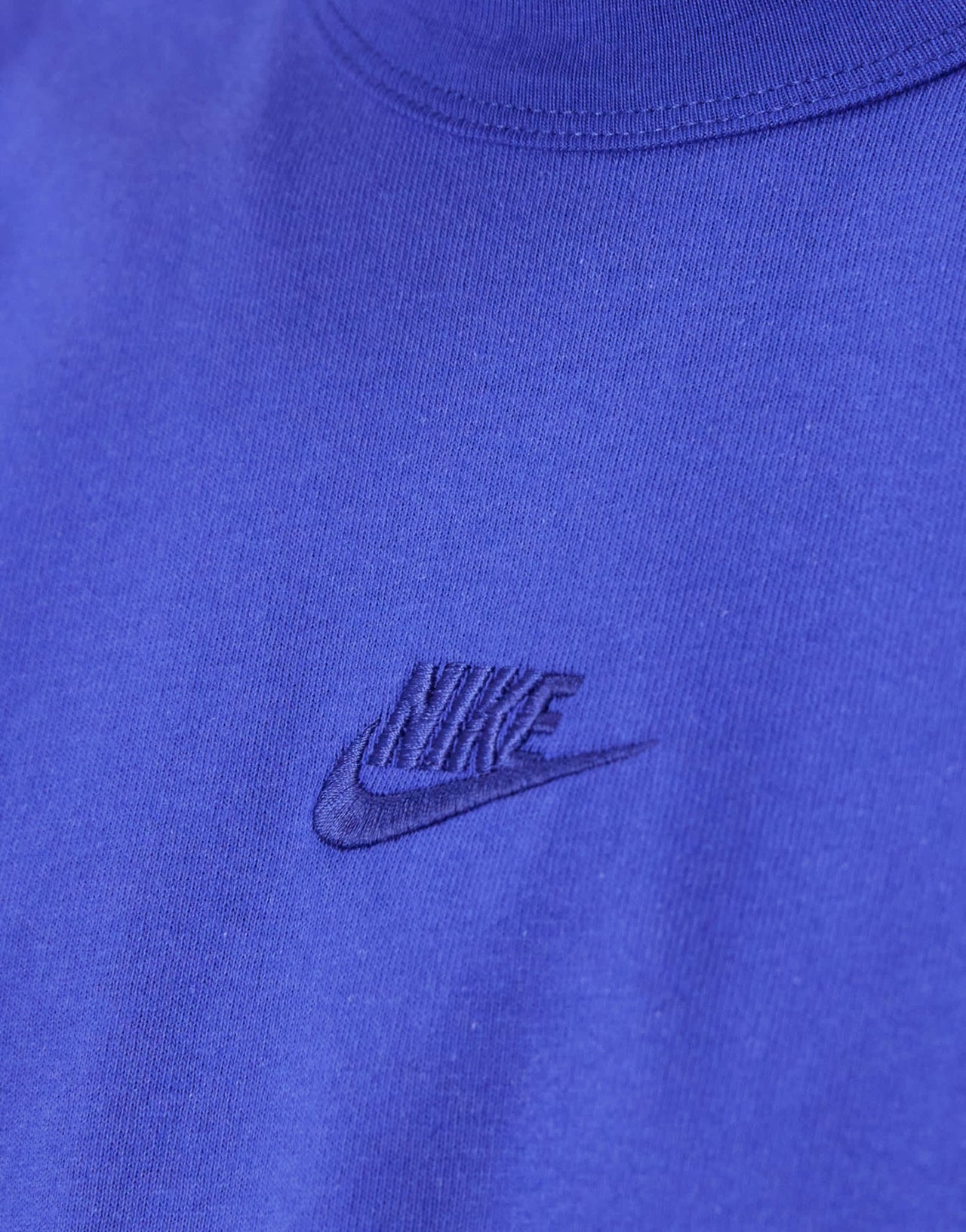 Nike Premium Essentials t-shirt in blue - ASOS Sample Sale