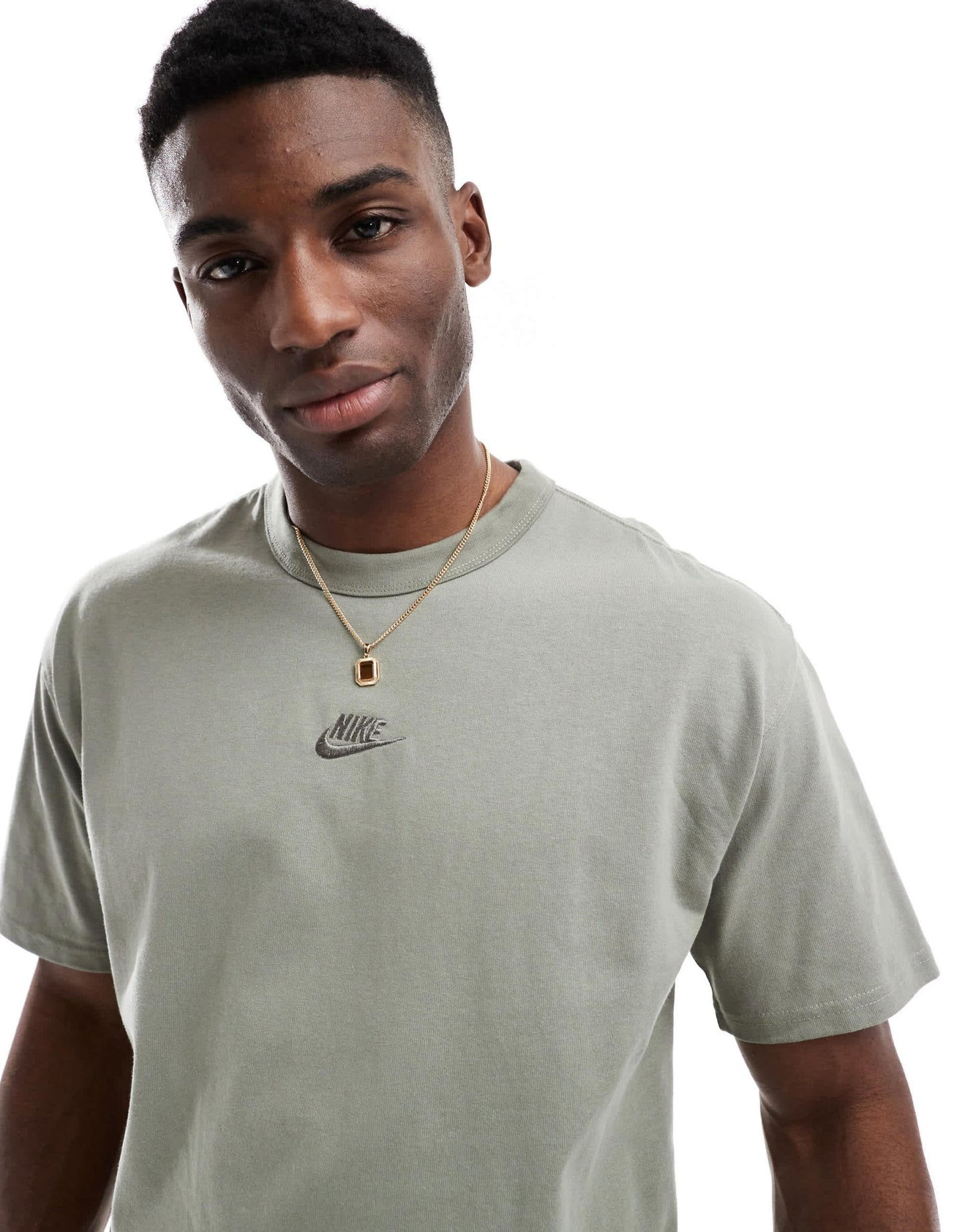 Nike Premium Essentials t-shirt in khaki - ASOS Sample Sale
