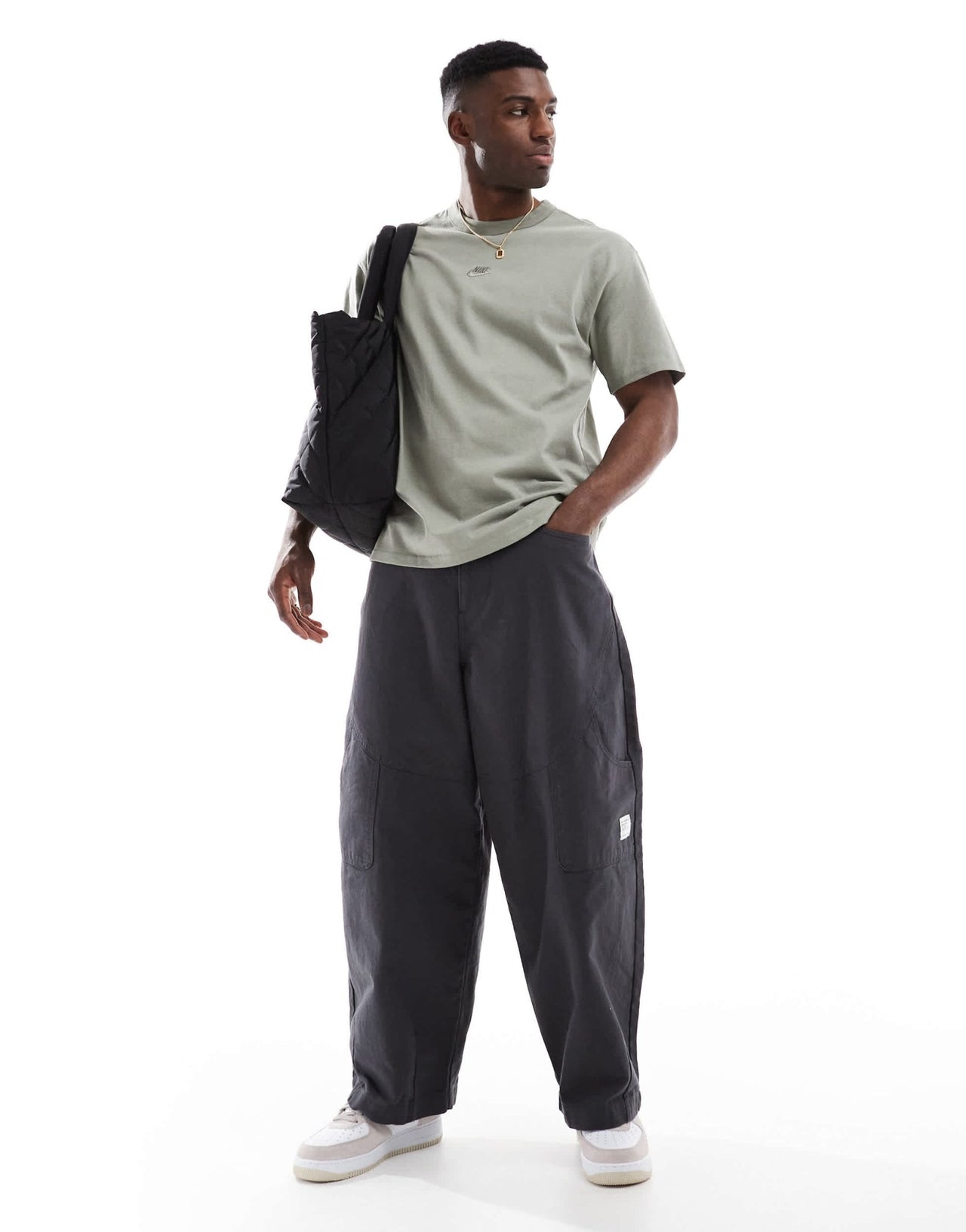 Nike Premium Essentials t-shirt in khaki - ASOS Sample Sale