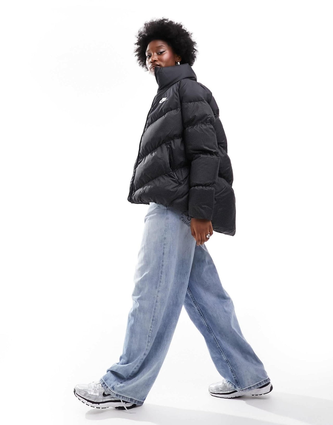Nike puffer jacket in black - ASOS Sample Sale
