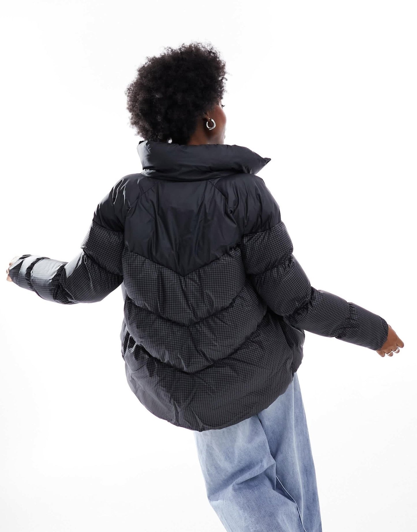 Nike puffer jacket in black - ASOS Sample Sale