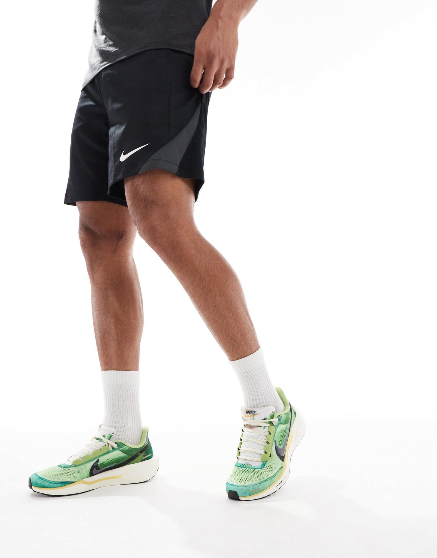 Nike Running Air Zoom Pegasus 41 trainers in green - ASOS Sample Sale