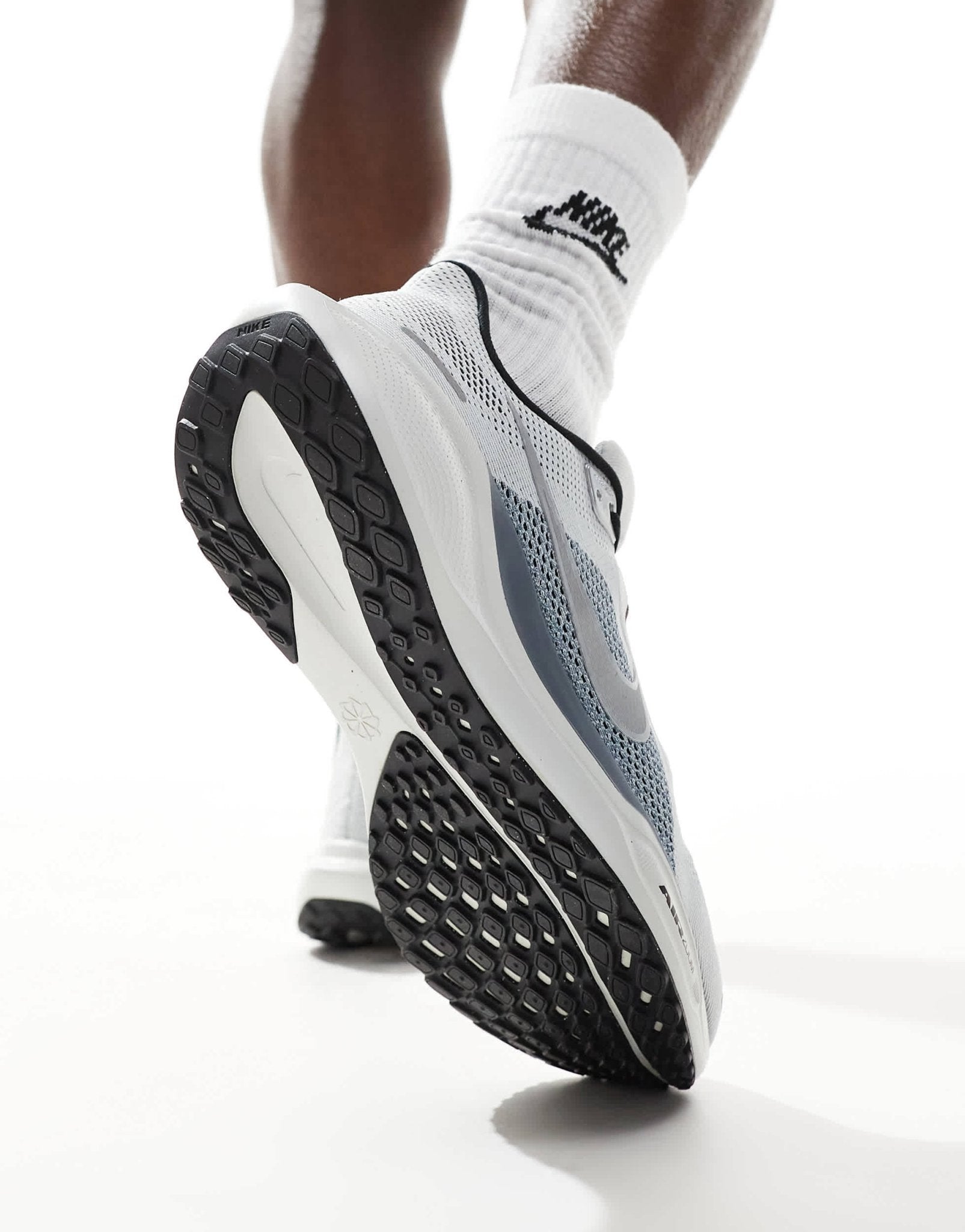 Nike Running Air Zoom Pegasus 41 trainers in grey - ASOS Sample Sale