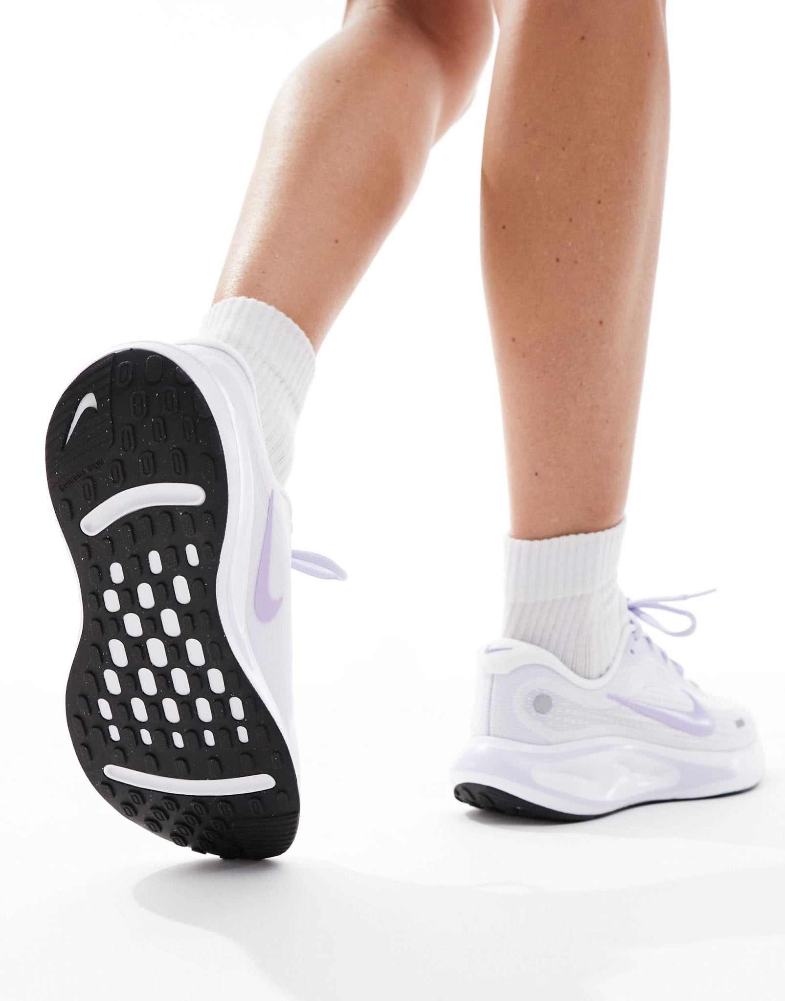 Nike Running Journey Run trainers in white and lilac - ASOS Sample Sale