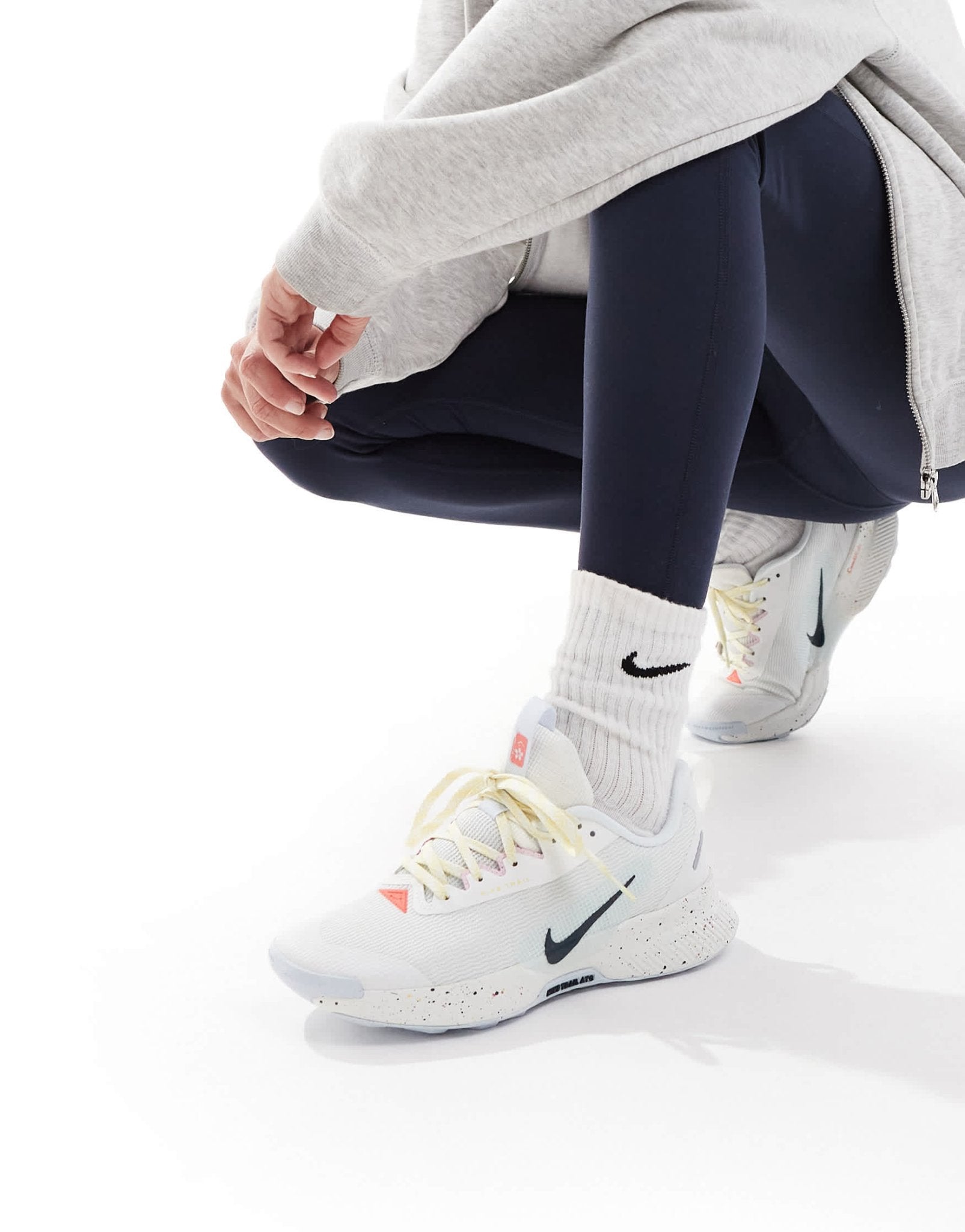 Nike Running Juniper Trail 3 trainers in white - ASOS Sample Sale