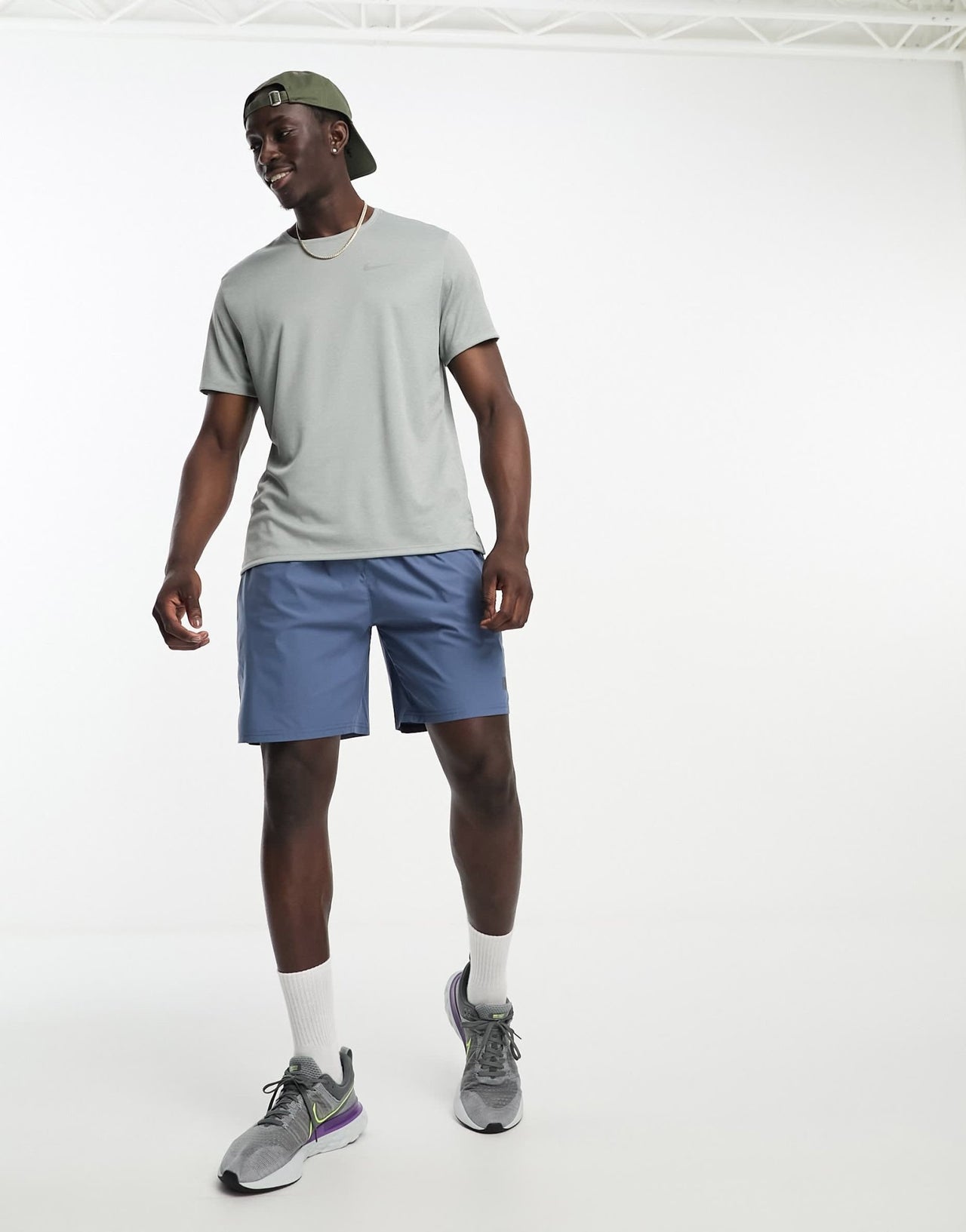Nike Running Miler Dri - FIT t-shirt in grey - ASOS Sample Sale