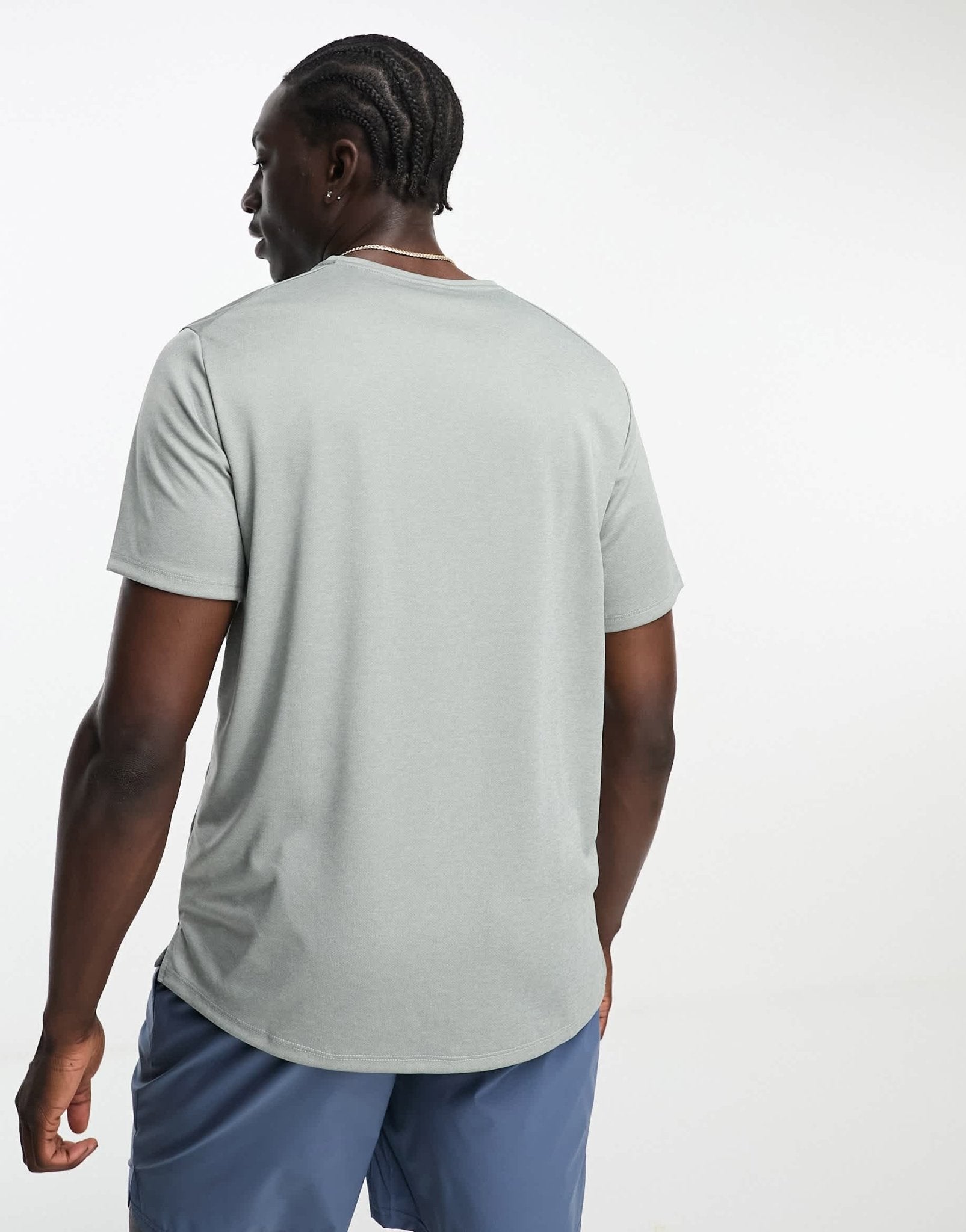 Nike Running Miler Dri - FIT t-shirt in grey - ASOS Sample Sale