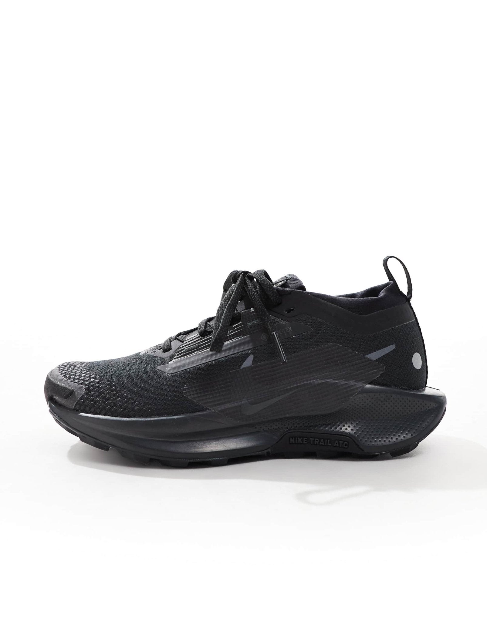 Nike Running ReactX Pegasus Trail 5 Gore - Tex trainers in black - ASOS Sample Sale