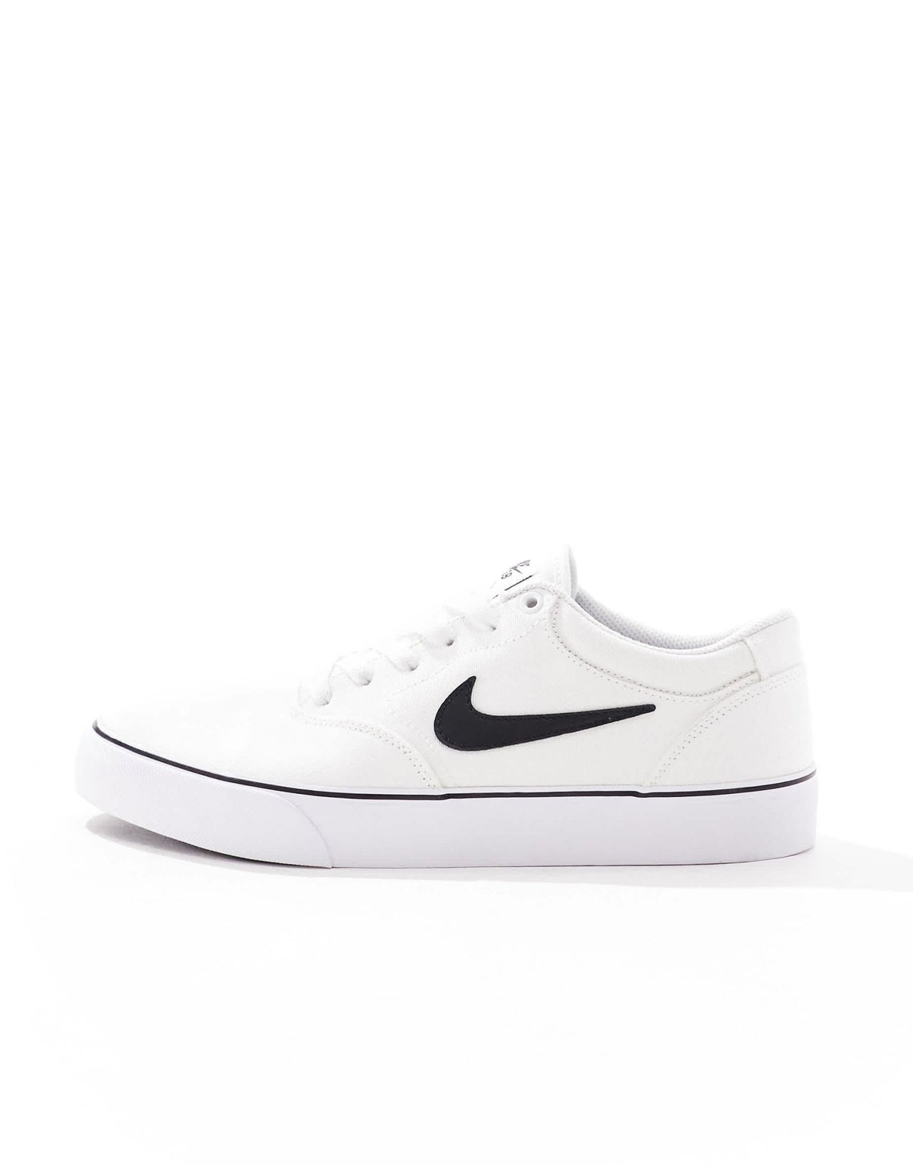 Nike SB Chron 2 trainers in white - ASOS Sample Sale