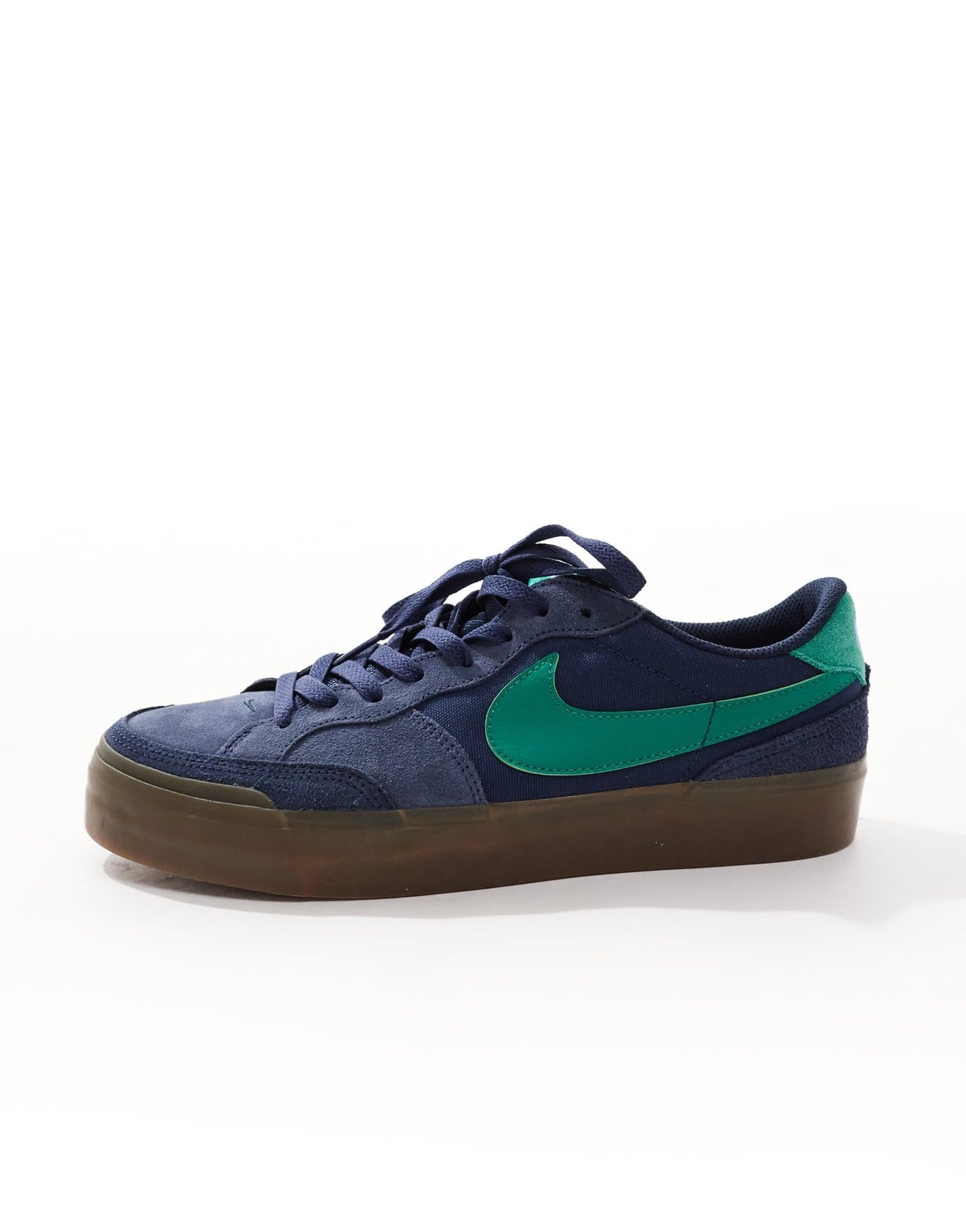 Nike SB Zoom Pogo Plus trainers in Navu and green - ASOS Sample Sale