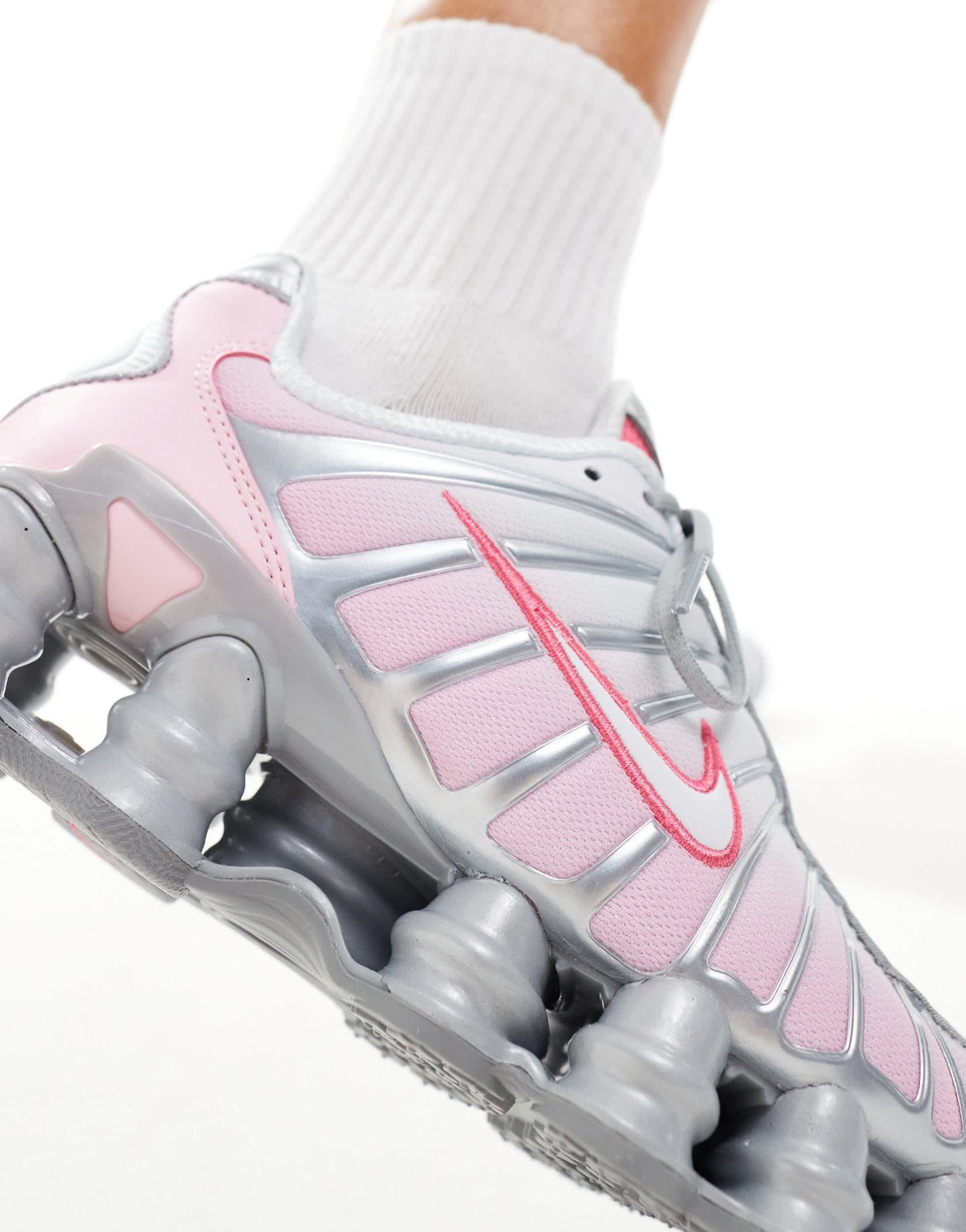 Nike Shox TL unisex trainers in metallic silver and pink - ASOS Sample Sale