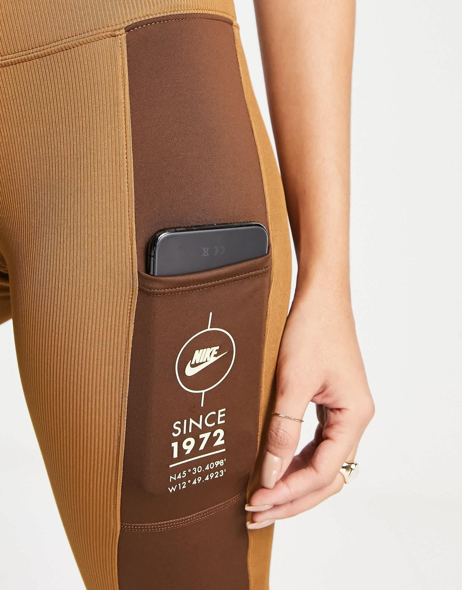 Nike Sport Utility rib leggings in ale brown - ASOS Sample Sale