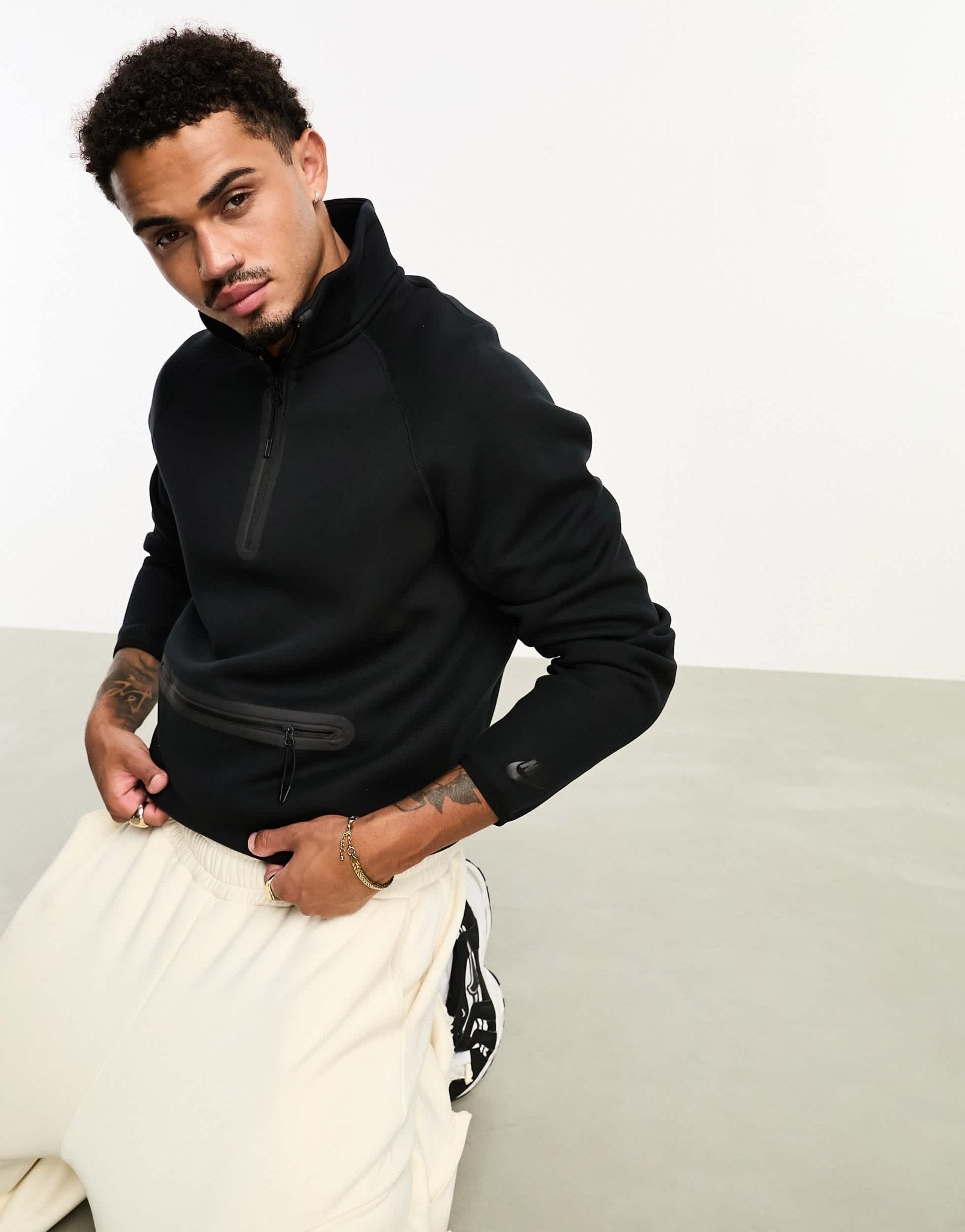 Nike Tech Fleece half zip sweatshirt in black - ASOS Sample Sale