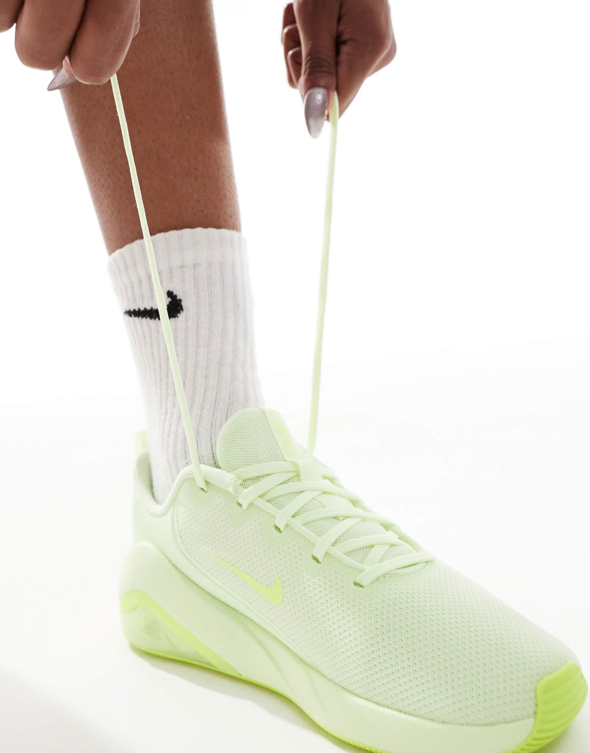 Nike Training Air Zoom Bella 7 trainers in lime green - ASOS Sample Sale
