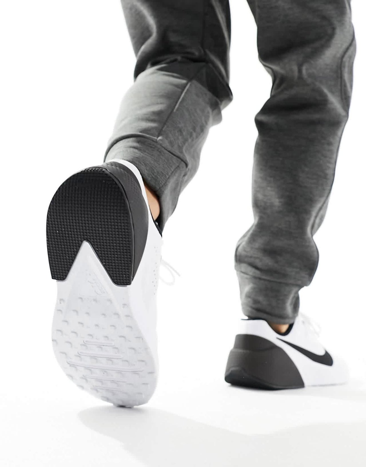 Nike Training Air Zoom TR 1 trainers in white and black - ASOS Sample Sale