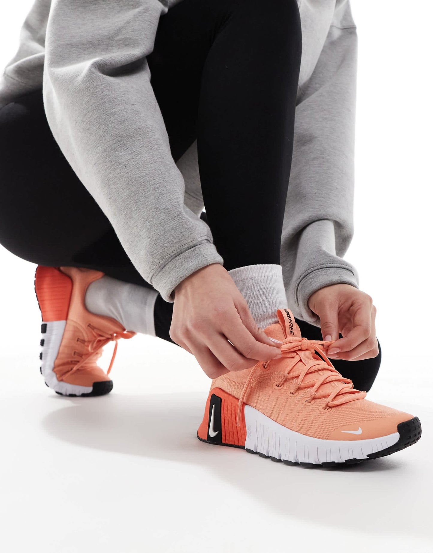Nike Training Free Metcon 6 trainers in orange - ASOS Sample Sale