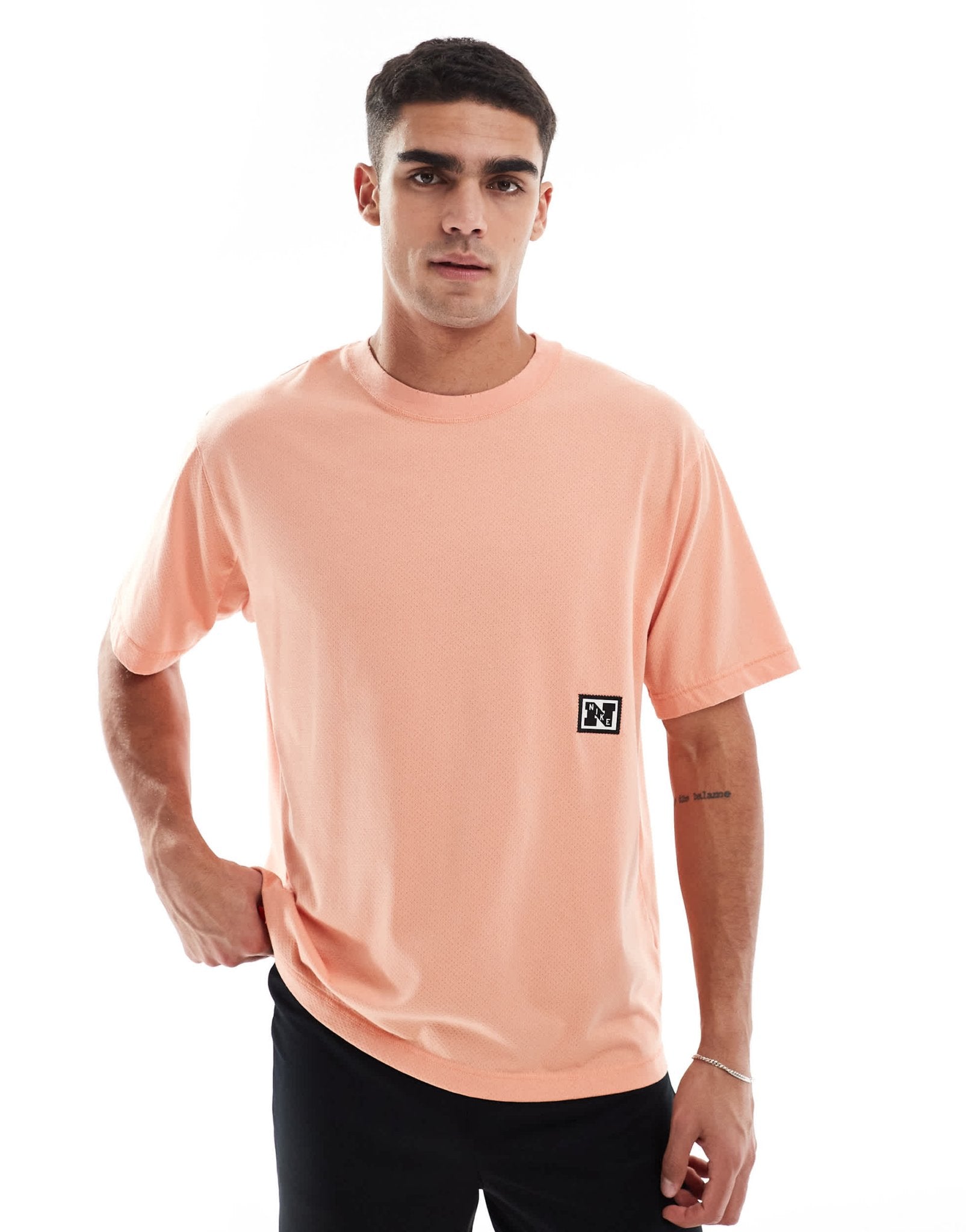 Nike Training Heritage Dri - FIT t-shirt in orange - ASOS Sample Sale