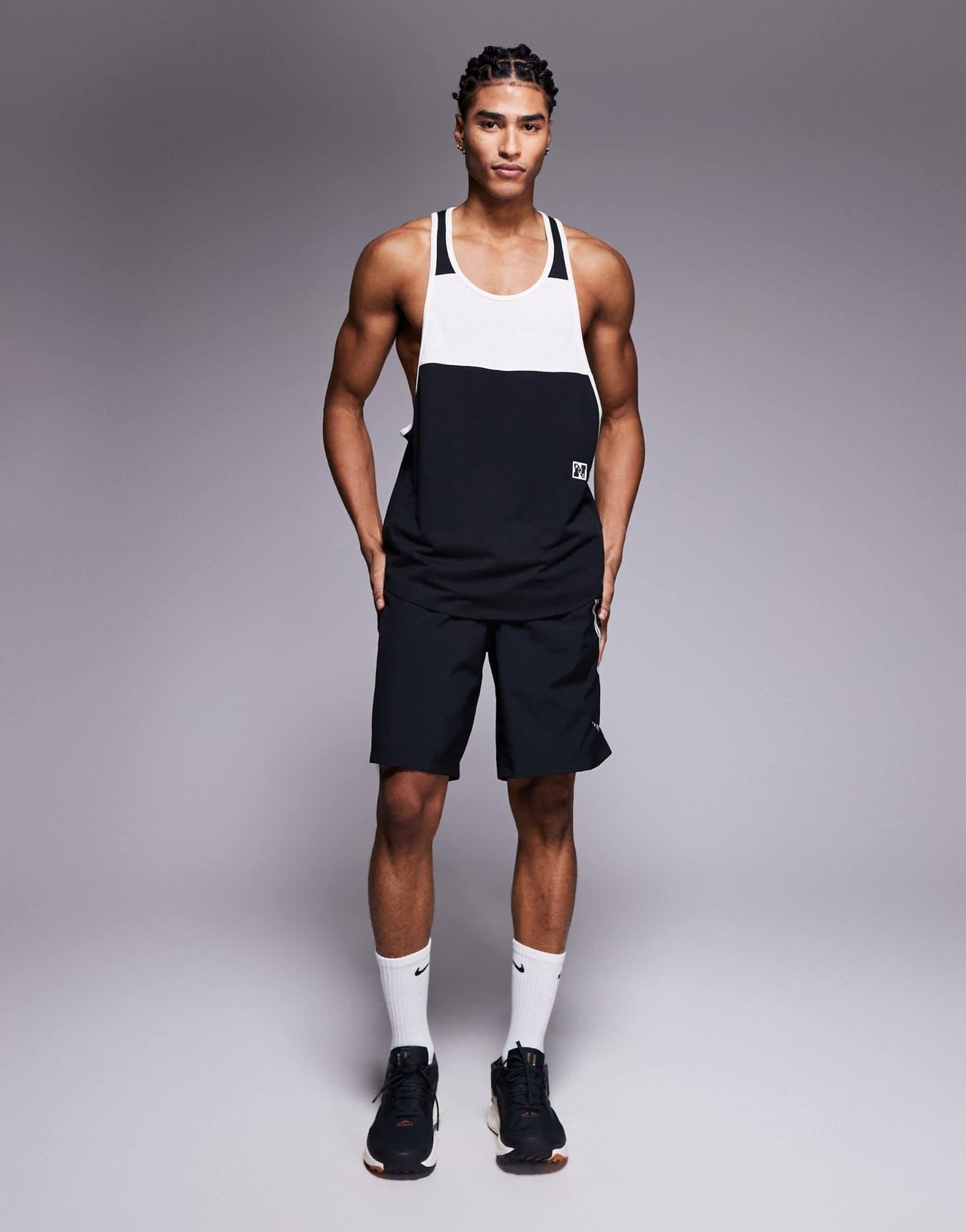 Nike Training Heritage vest in black - ASOS Sample Sale