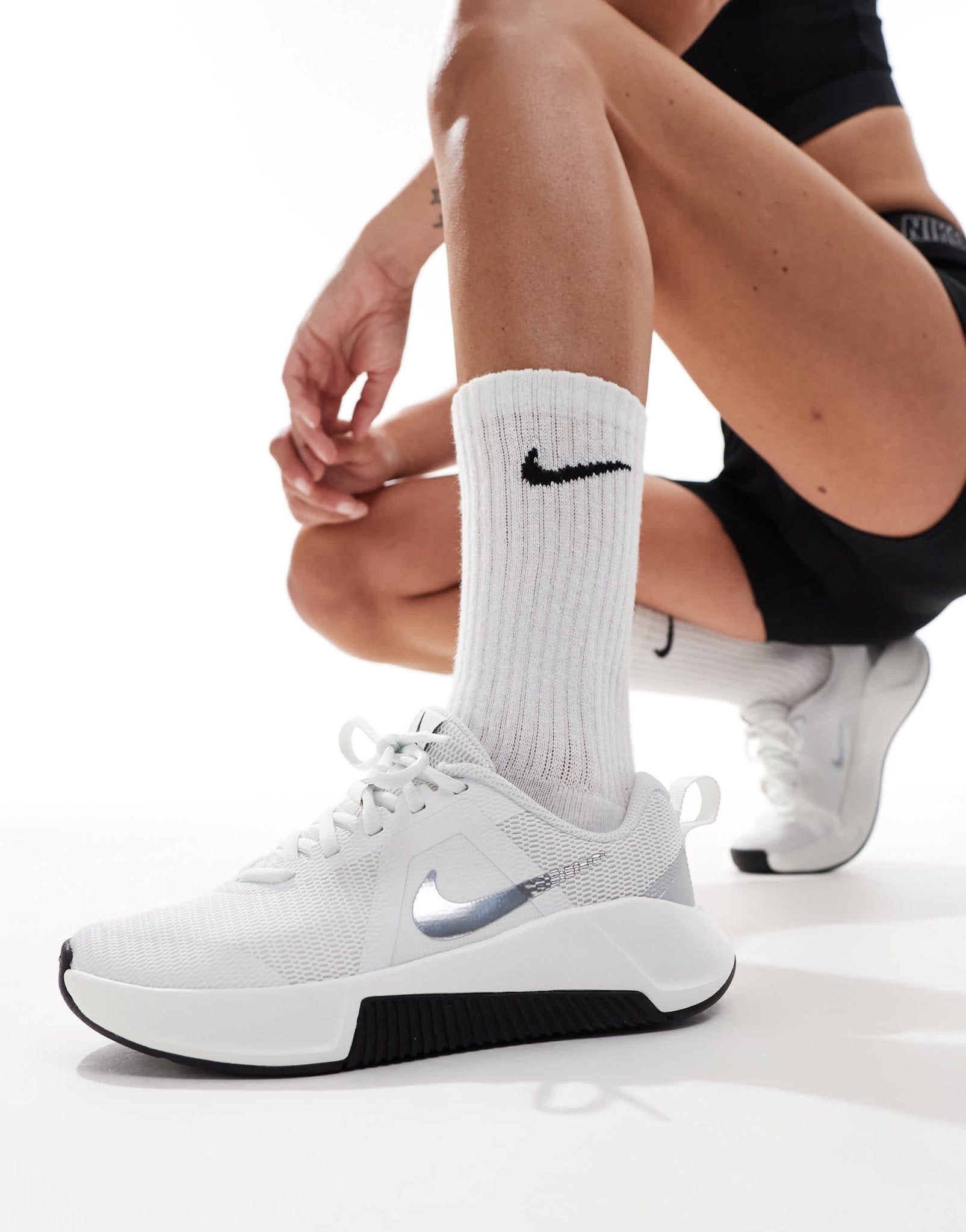 Nike Training MC 3 trainers in white and silver - ASOS Sample Sale