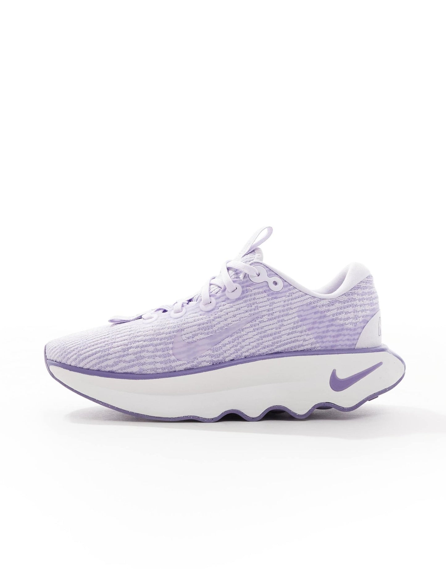 Nike Training Motiva trainers in lilac and white - ASOS Sample Sale