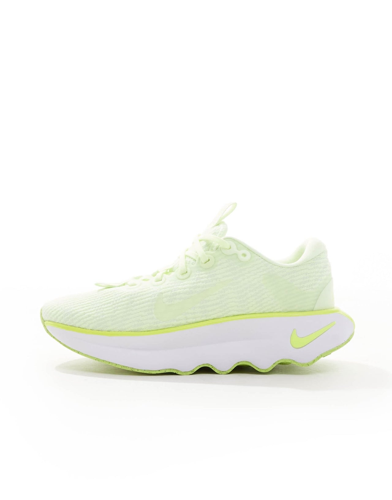 Nike Training Motiva trainers in lime green and white - ASOS Sample Sale